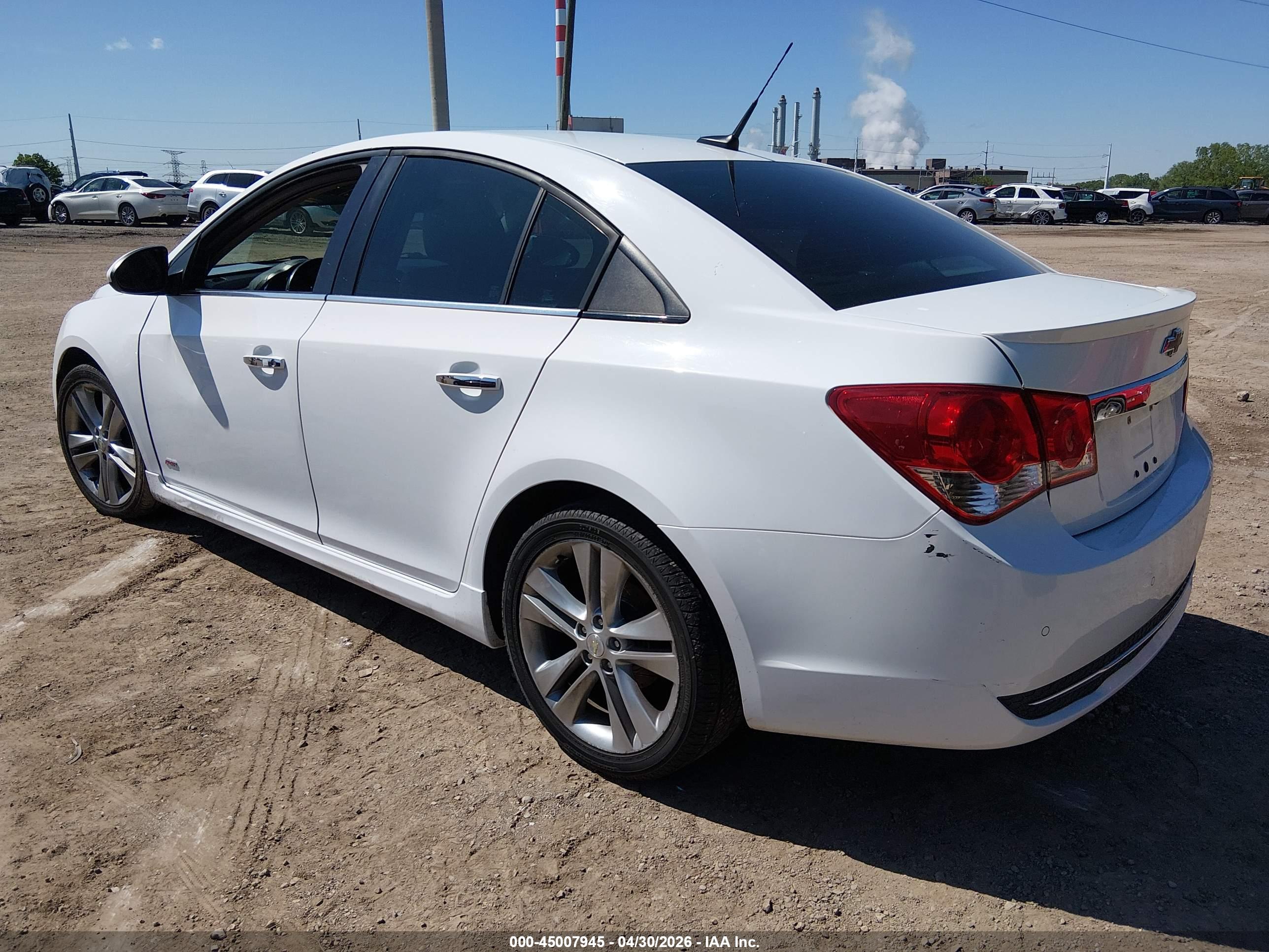 CHEVROLET CRUZE image 3