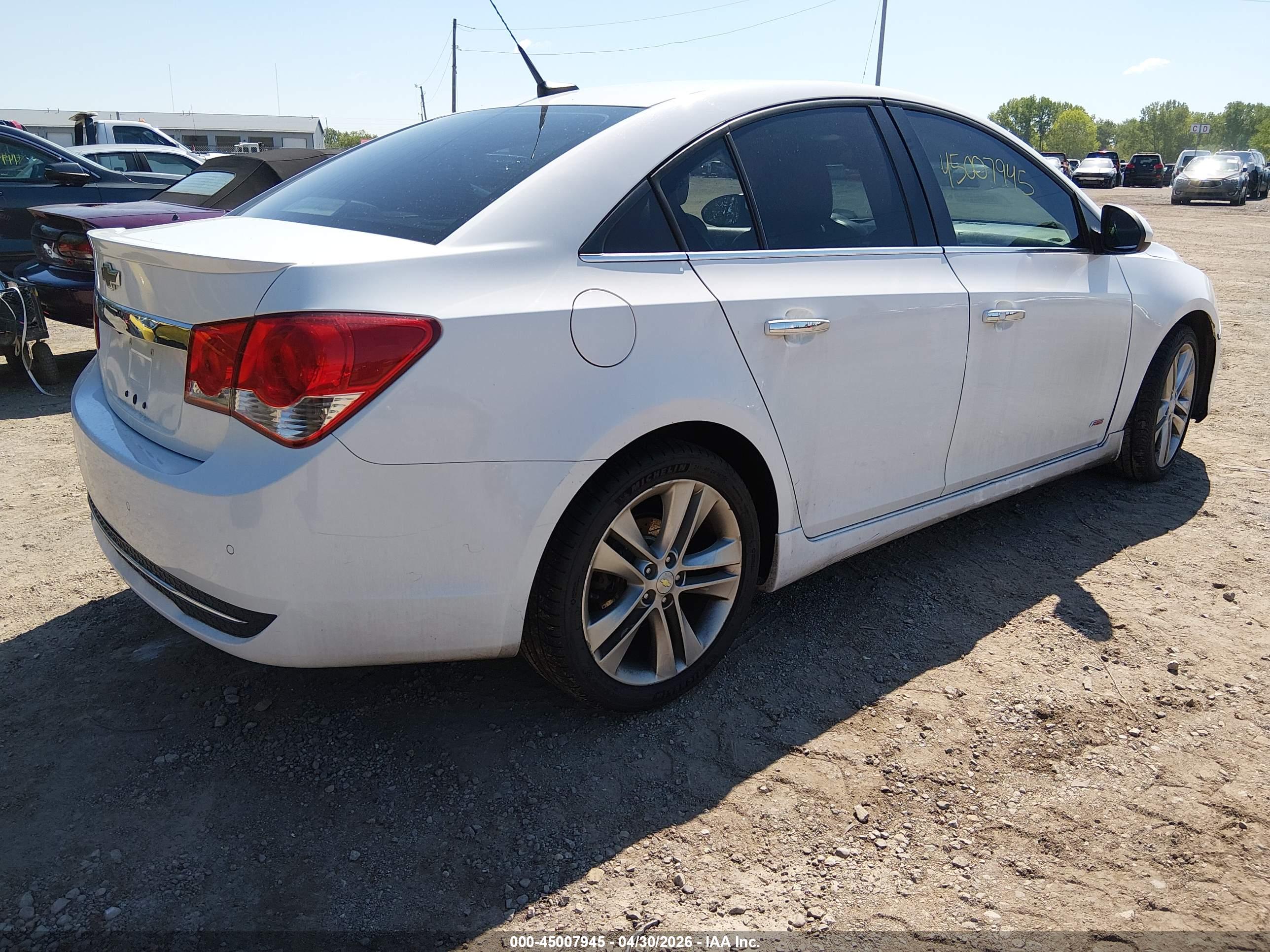CHEVROLET CRUZE image 4