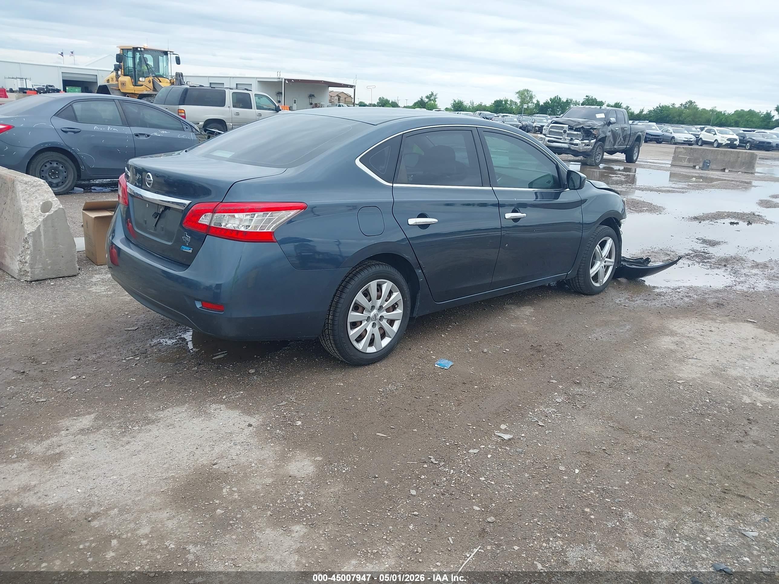 NISSAN SENTRA image 4