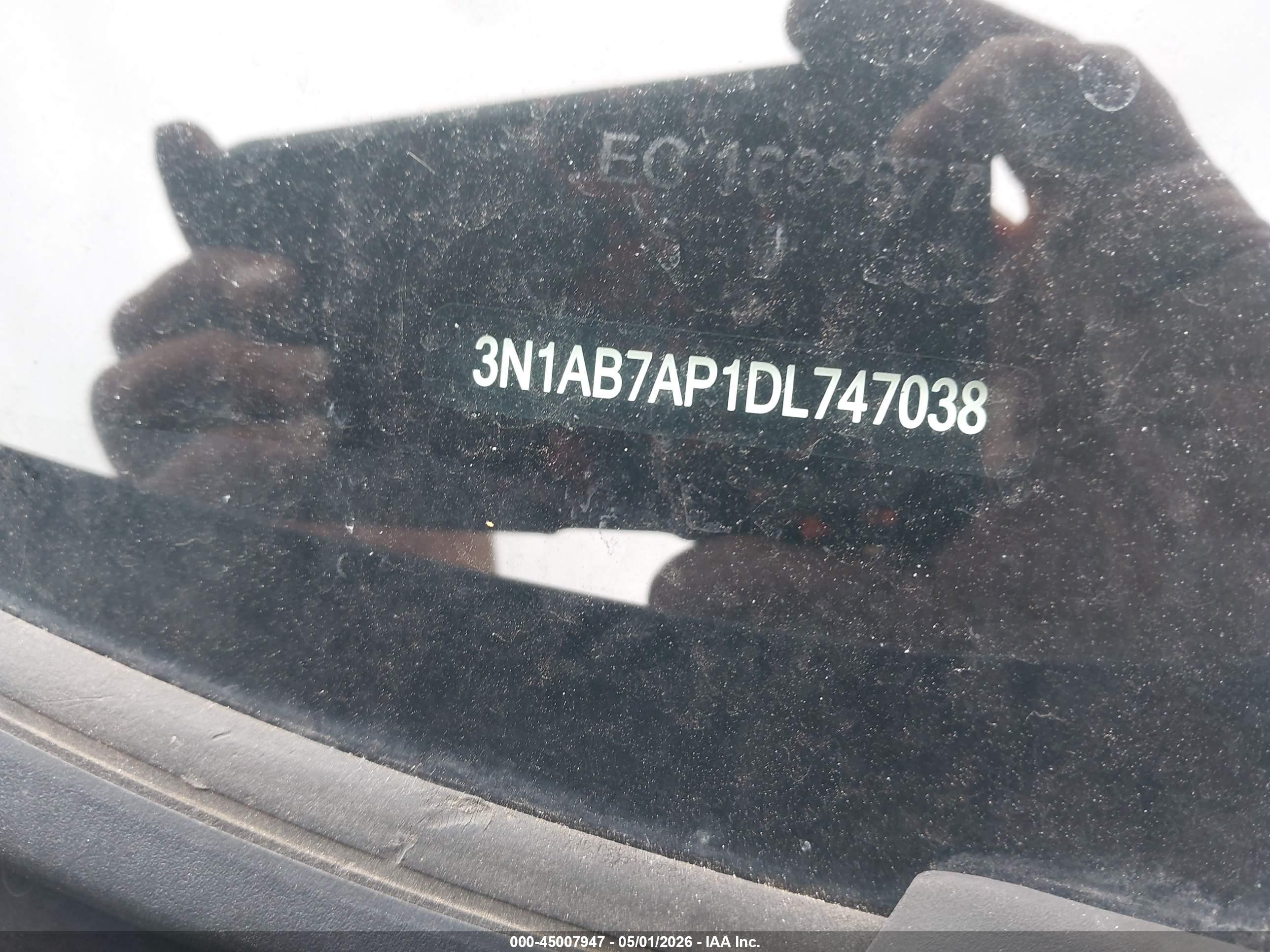 NISSAN SENTRA image 9