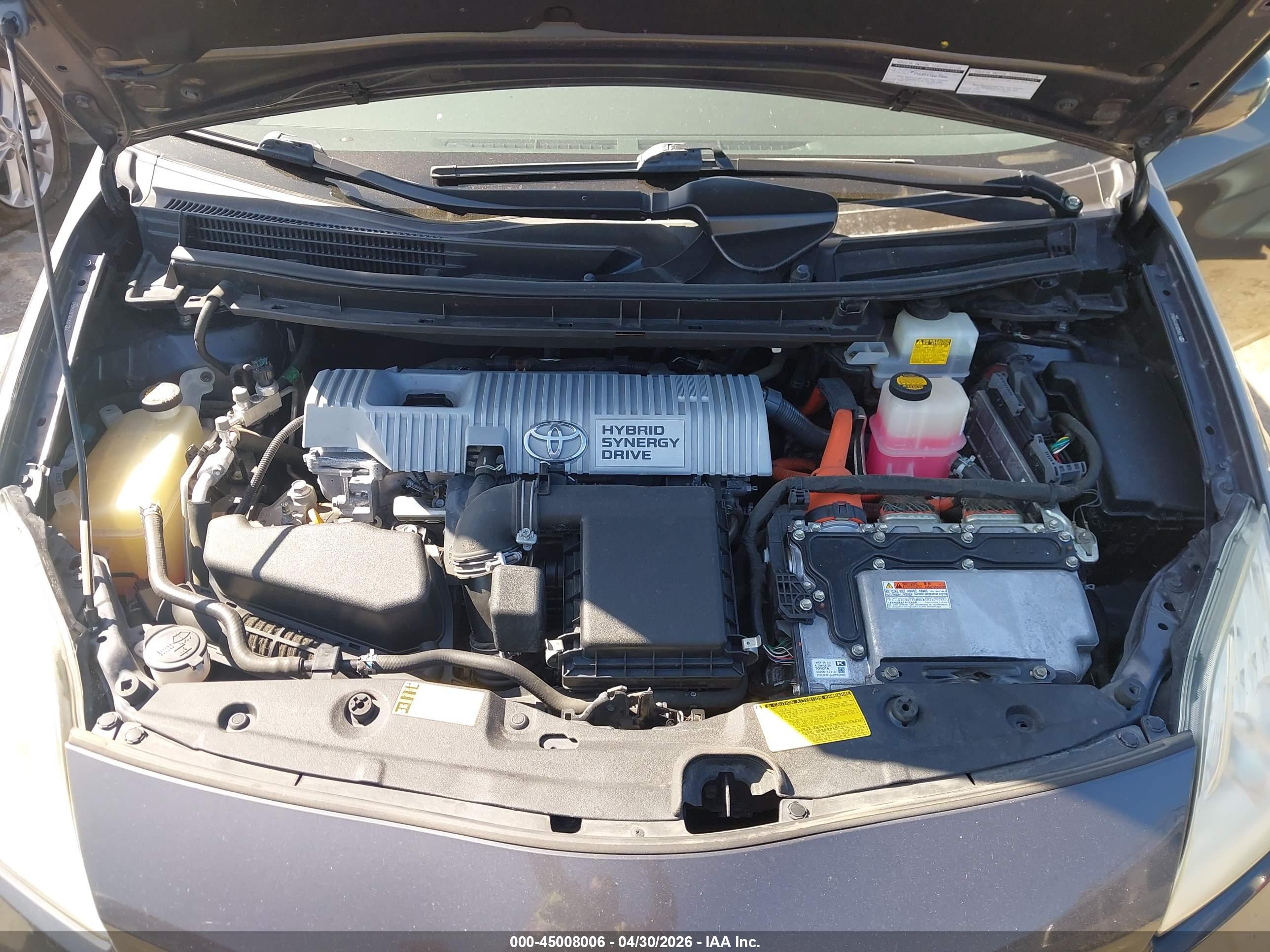 TOYOTA PRIUS image 10