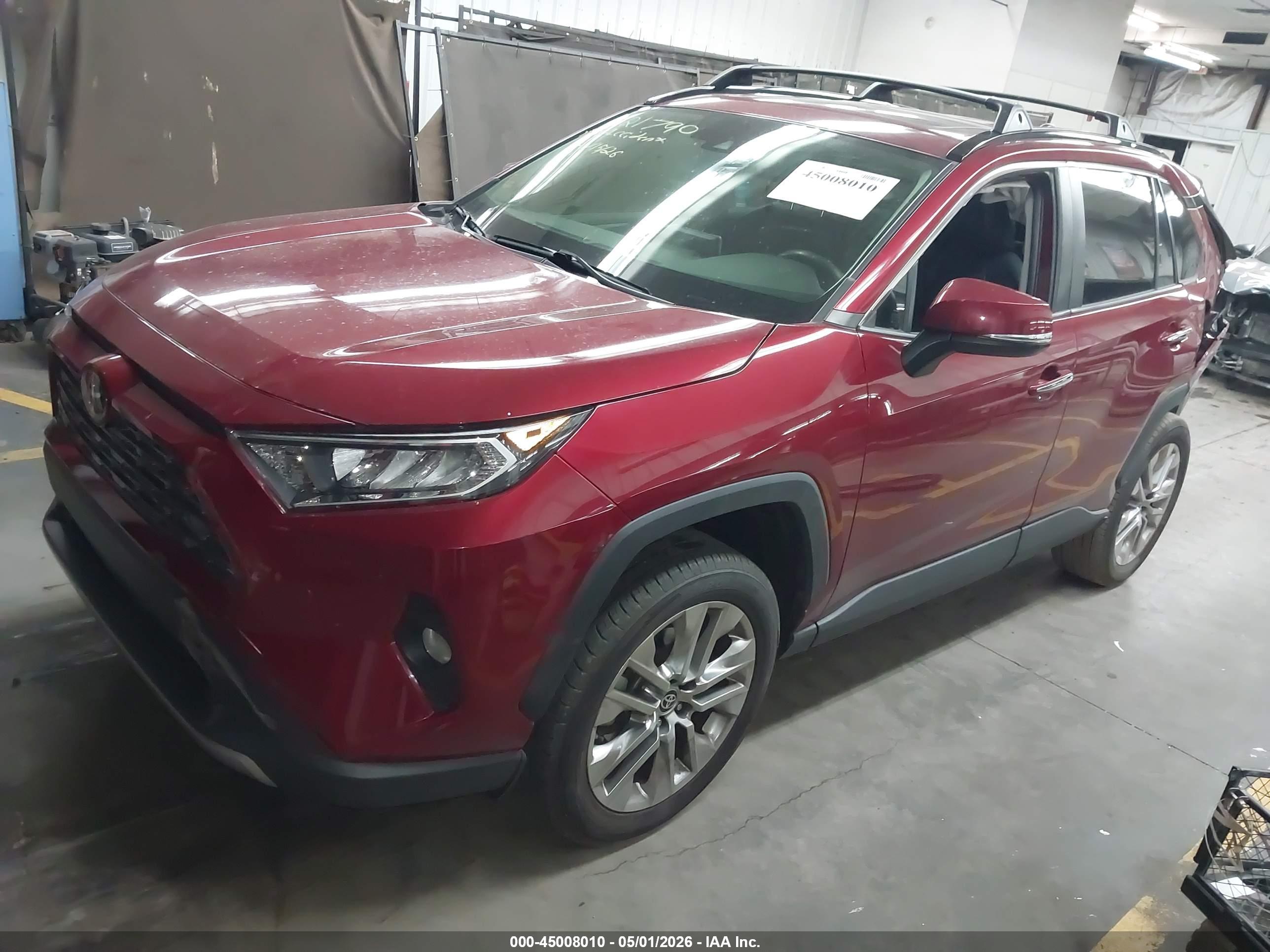 TOYOTA RAV4 image 2