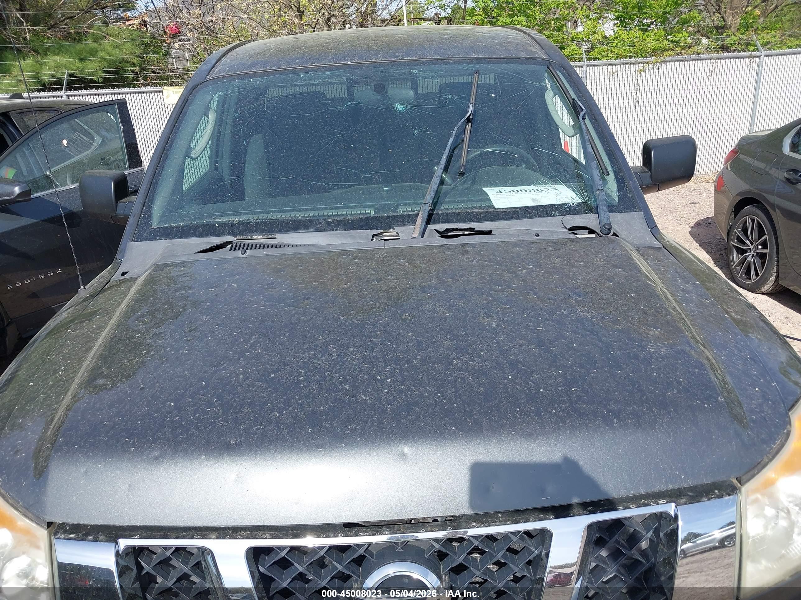 NISSAN TITAN image 6
