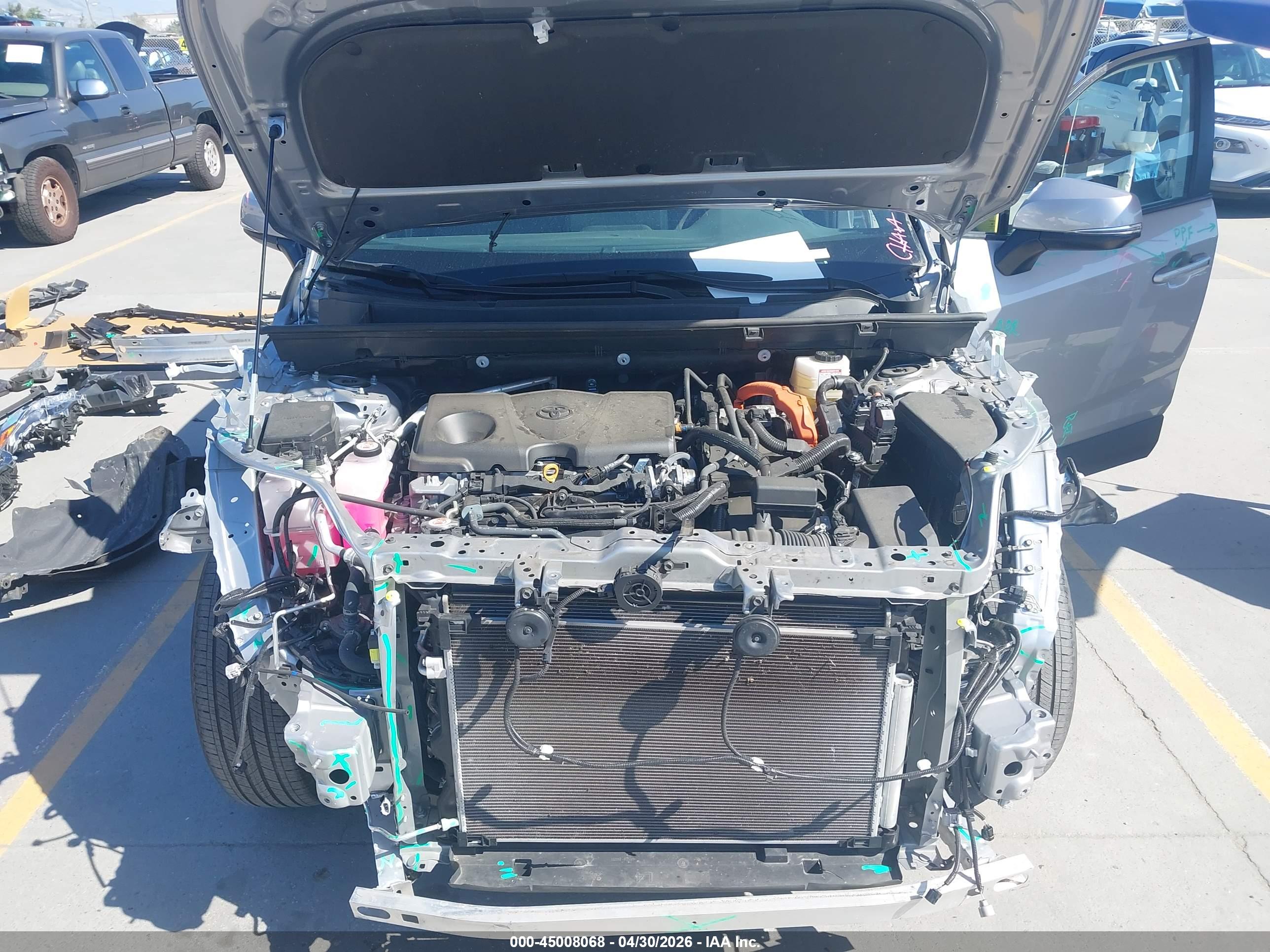 TOYOTA RAV4 image 10