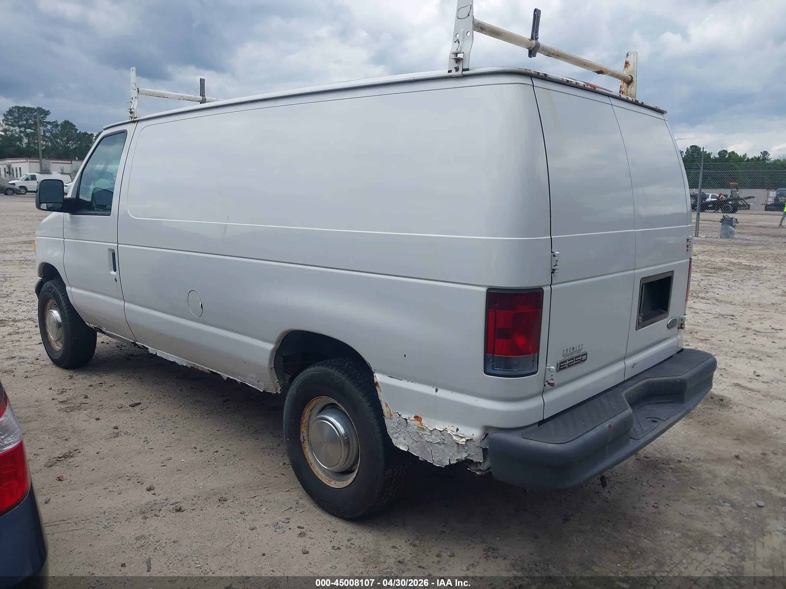 FORD E-250 image 3