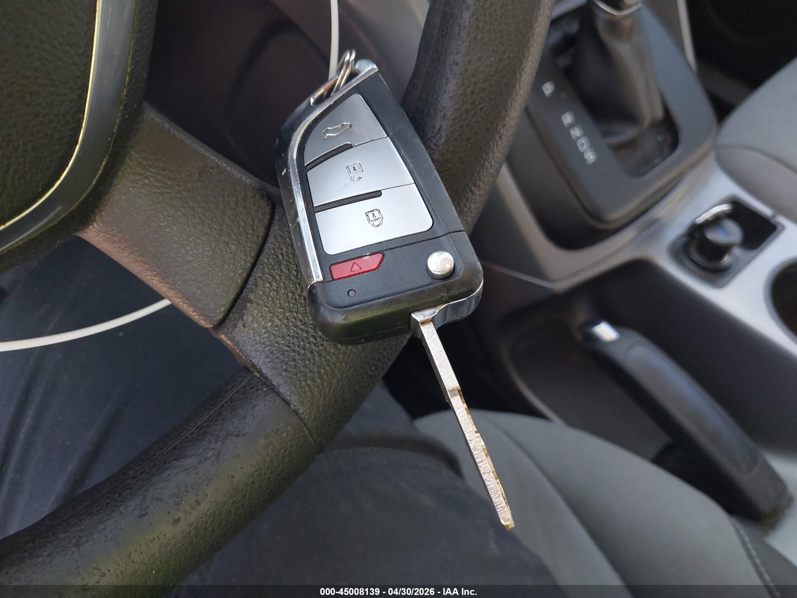 FORD ESCAPE image 11