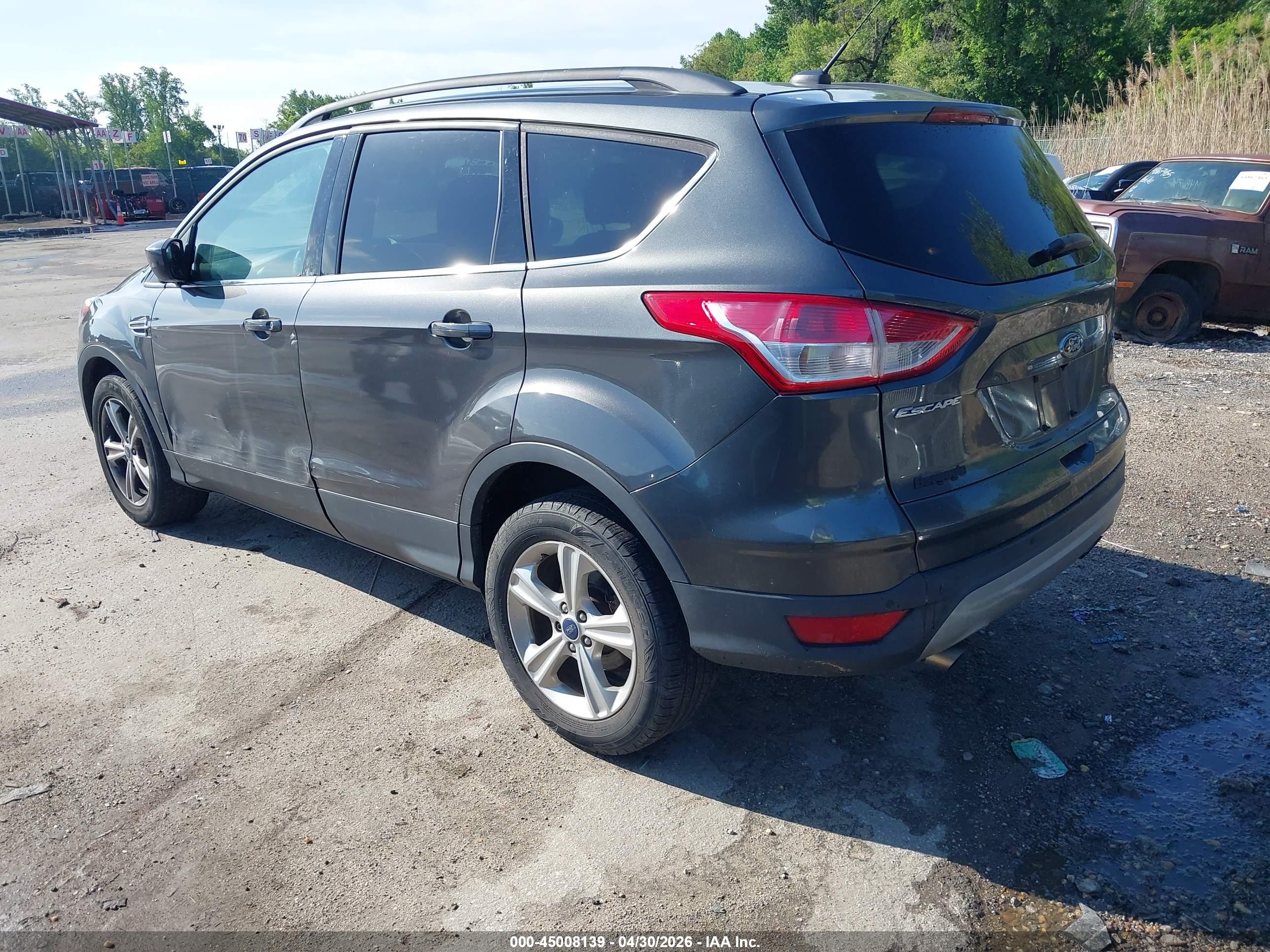 FORD ESCAPE image 3