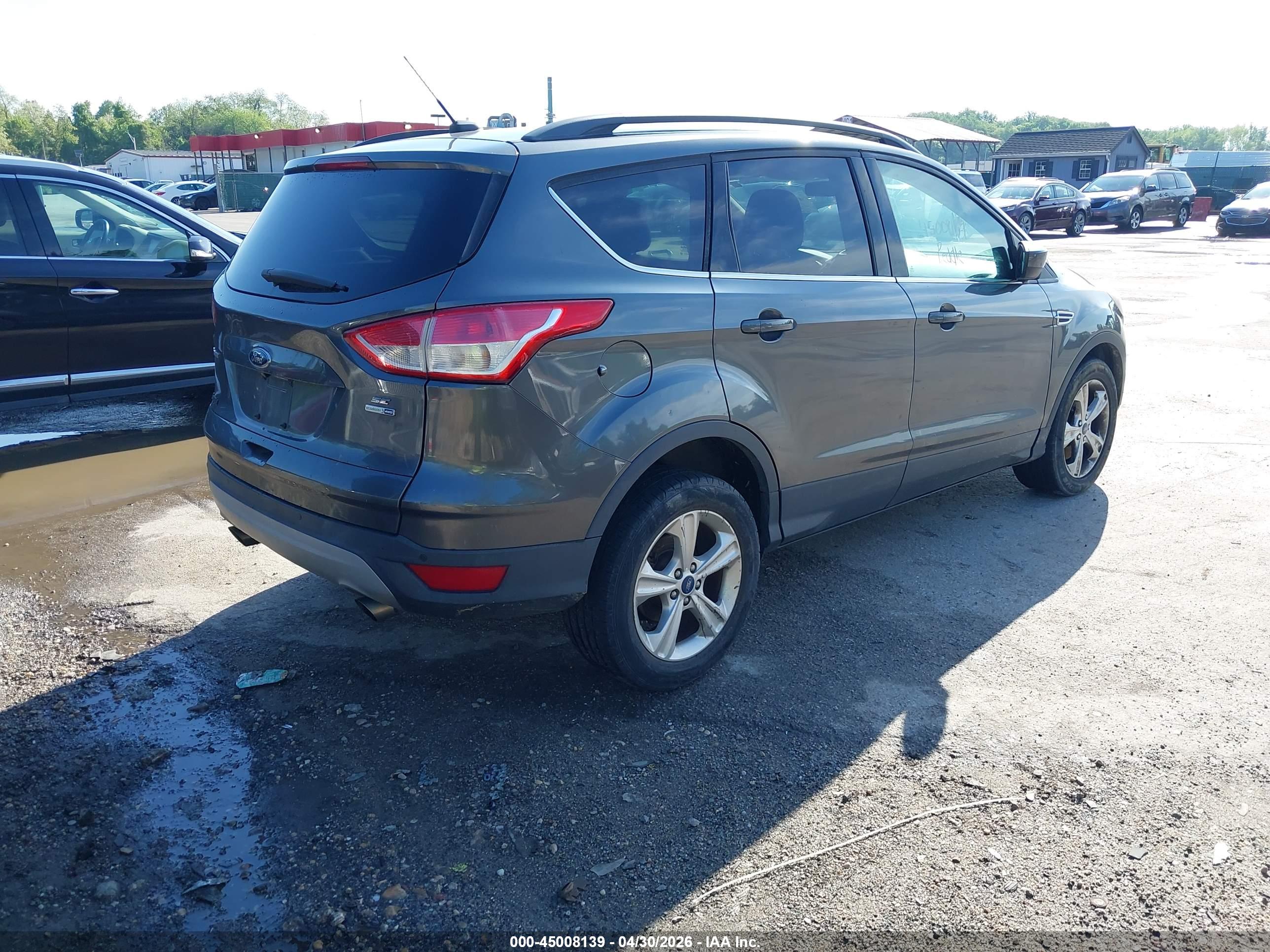 FORD ESCAPE image 4