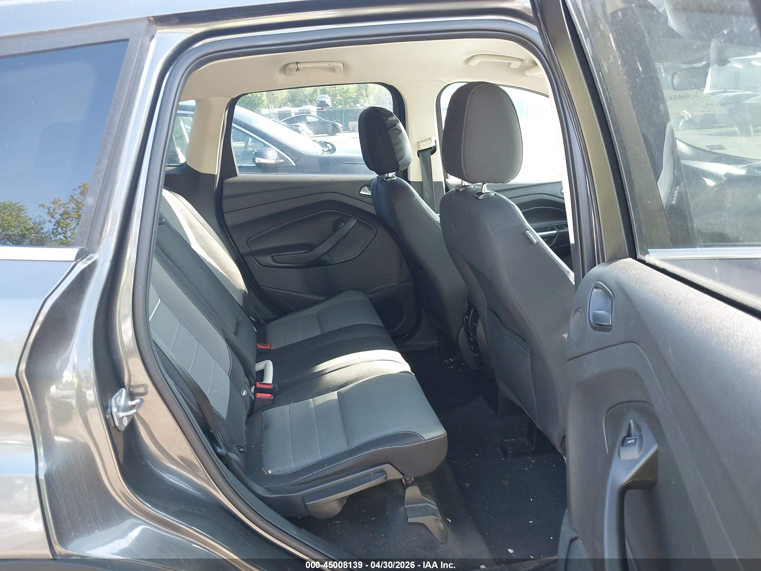 FORD ESCAPE image 8
