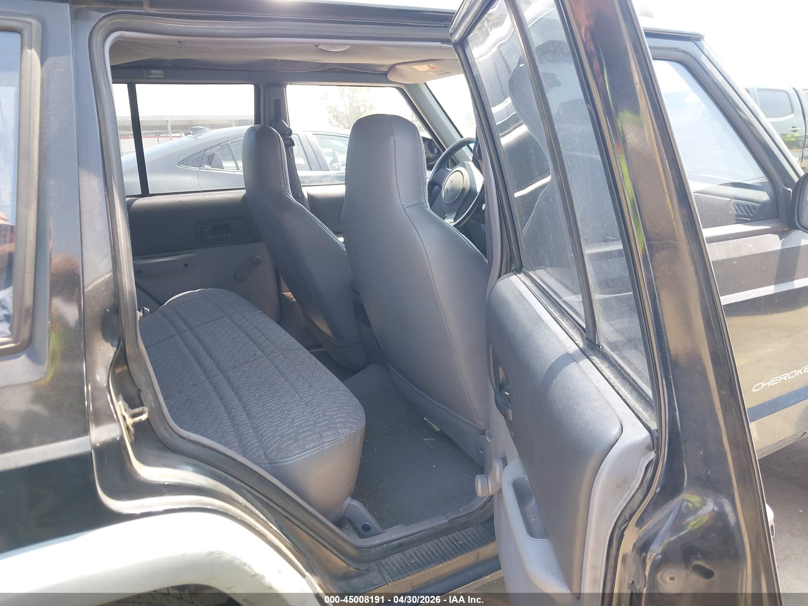 JEEP CHEROKEE image 8