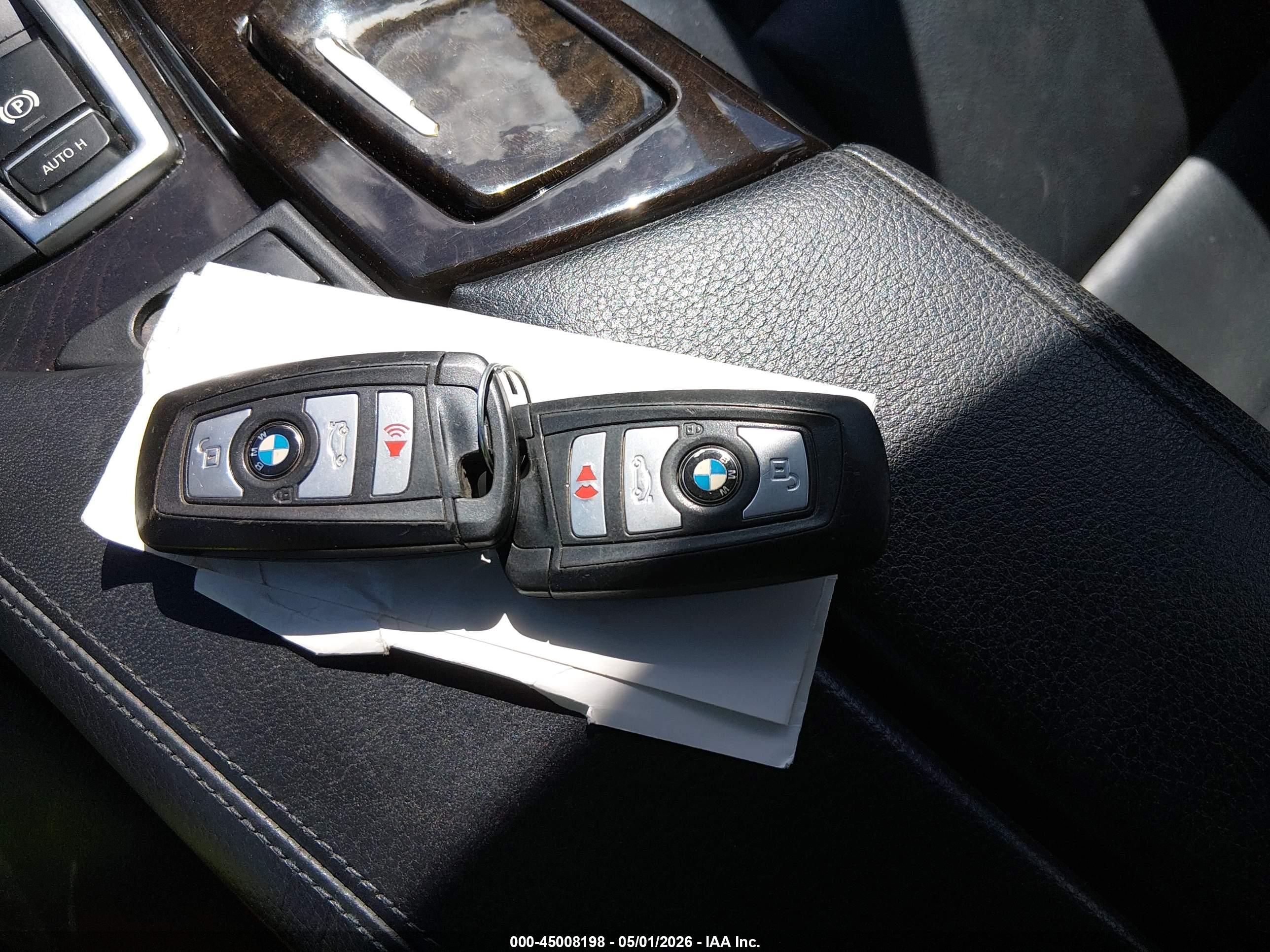 BMW 528I image 11