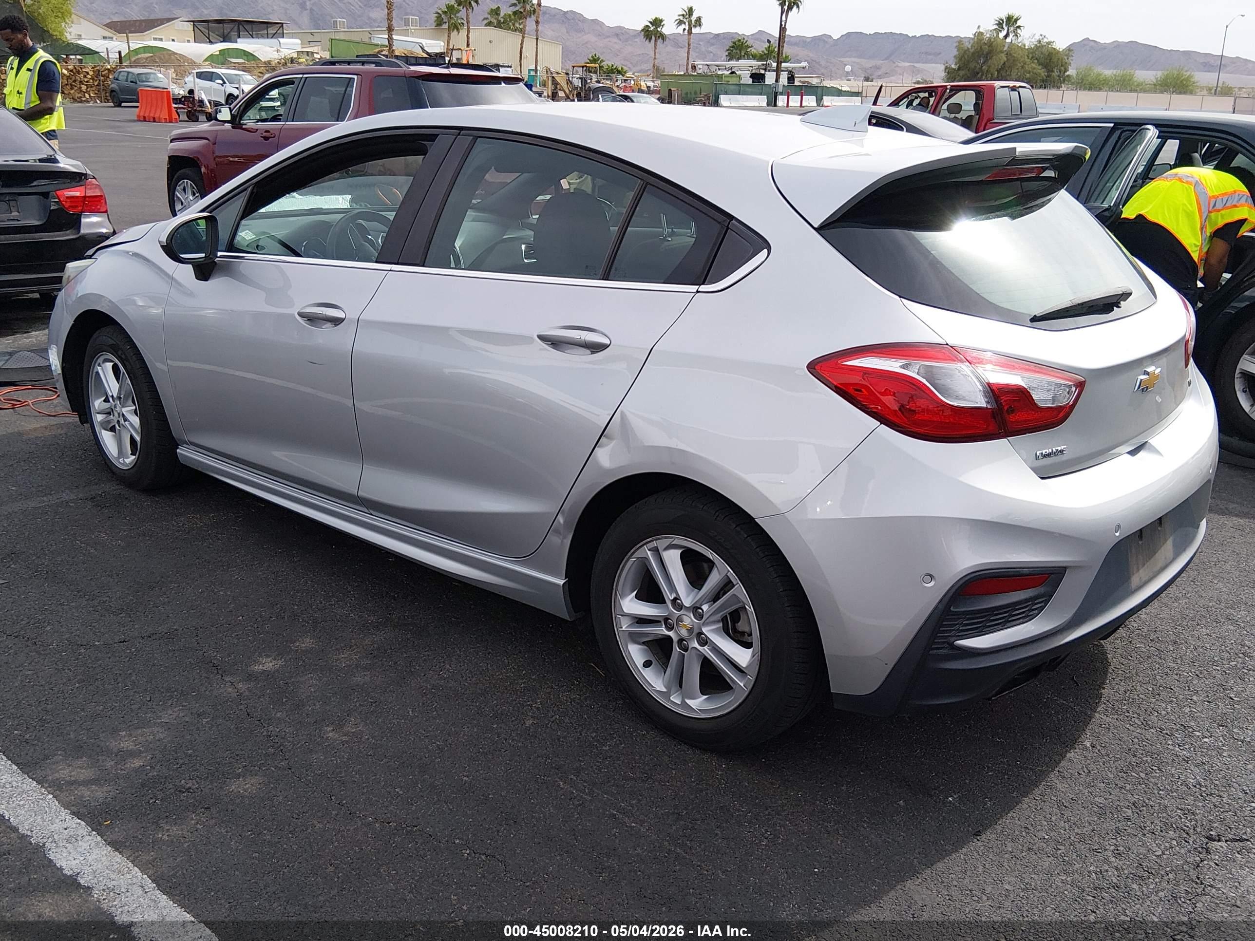 CHEVROLET CRUZE image 3
