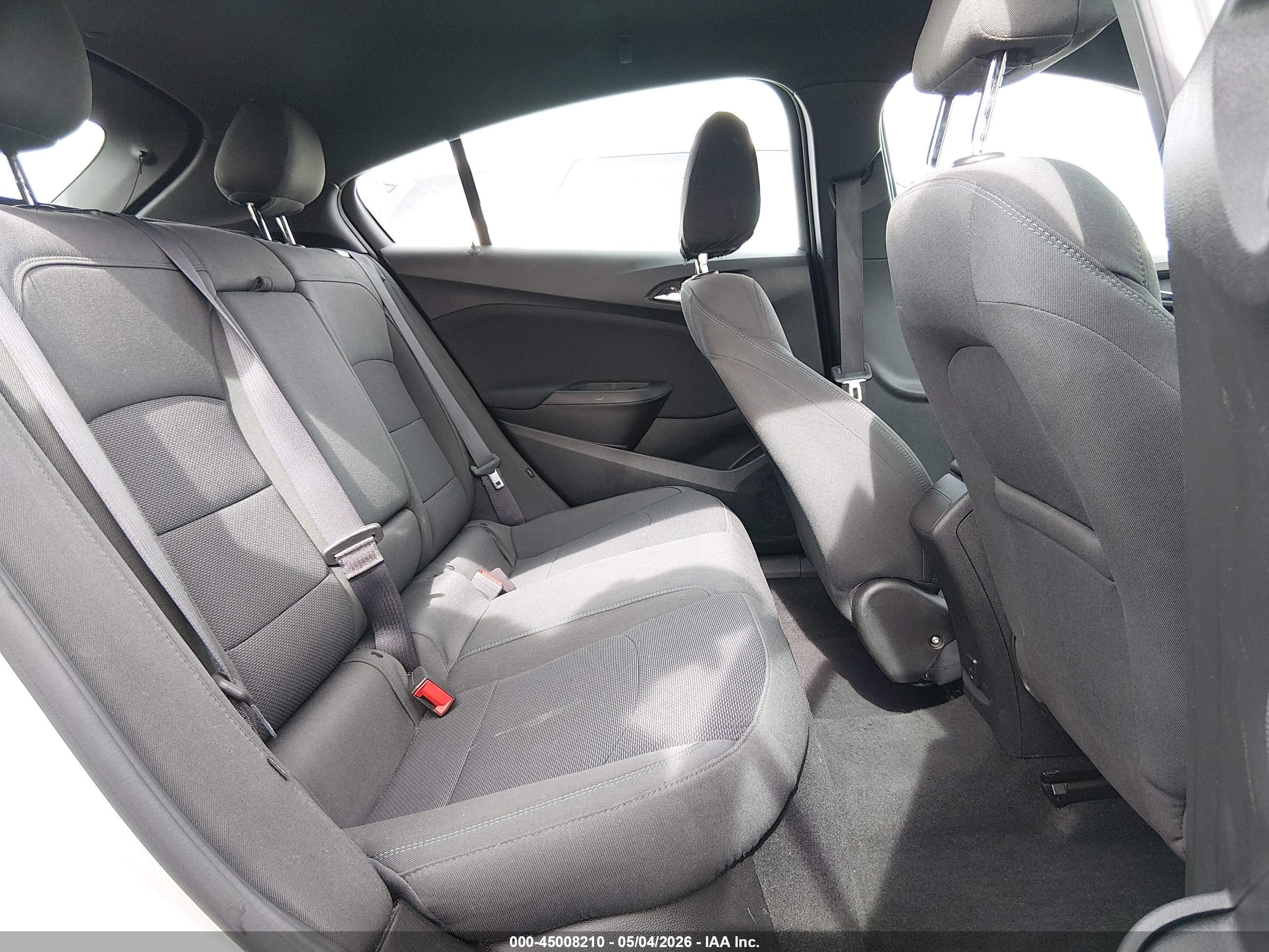 CHEVROLET CRUZE image 8