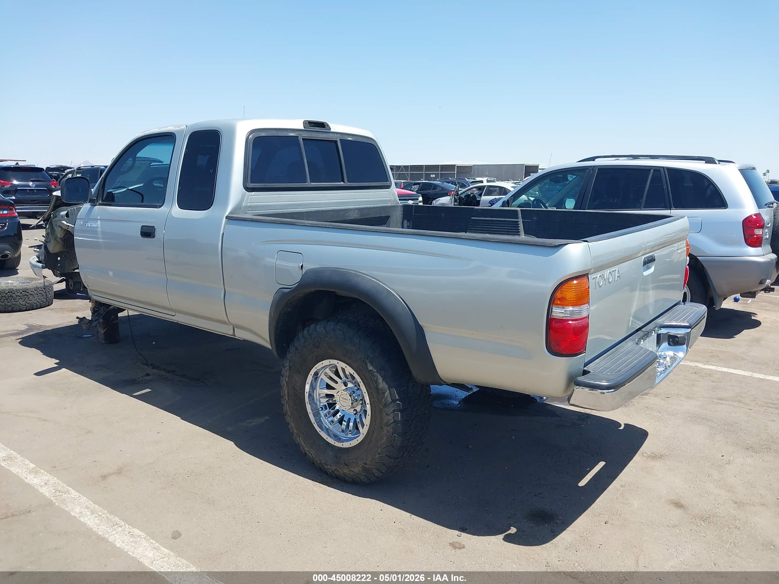 TOYOTA TACOMA image 3