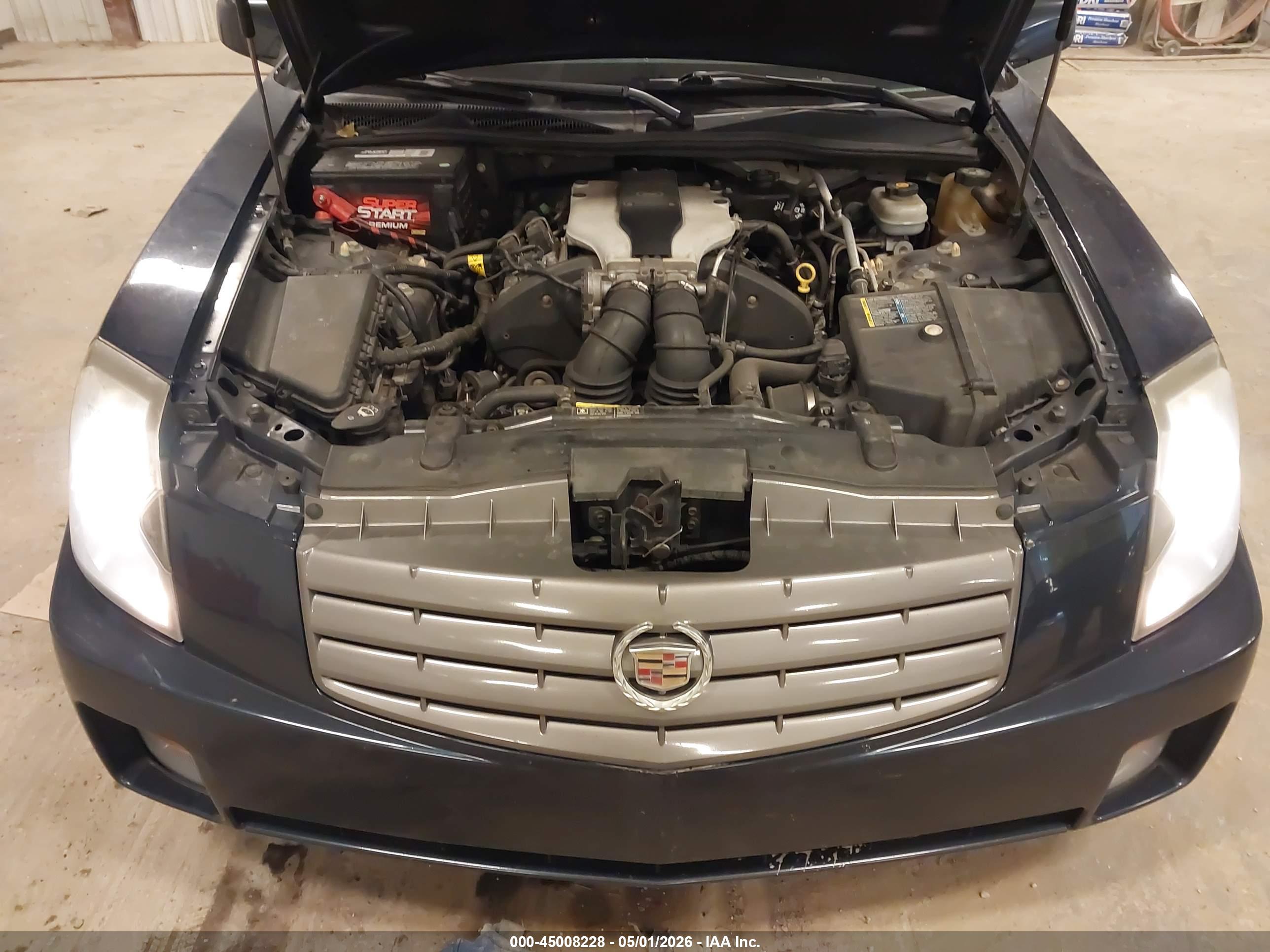 CADILLAC CTS image 10