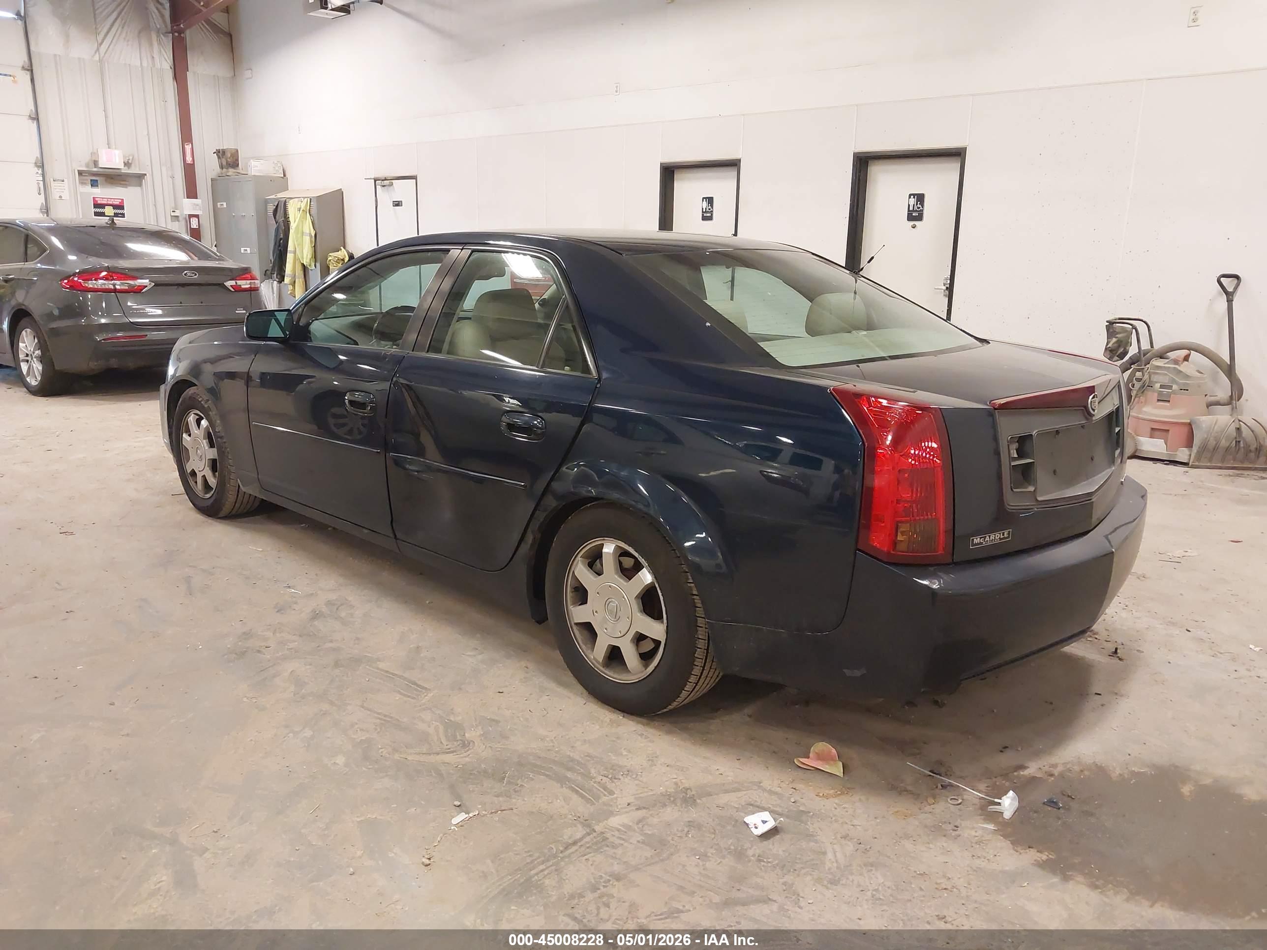 CADILLAC CTS image 3
