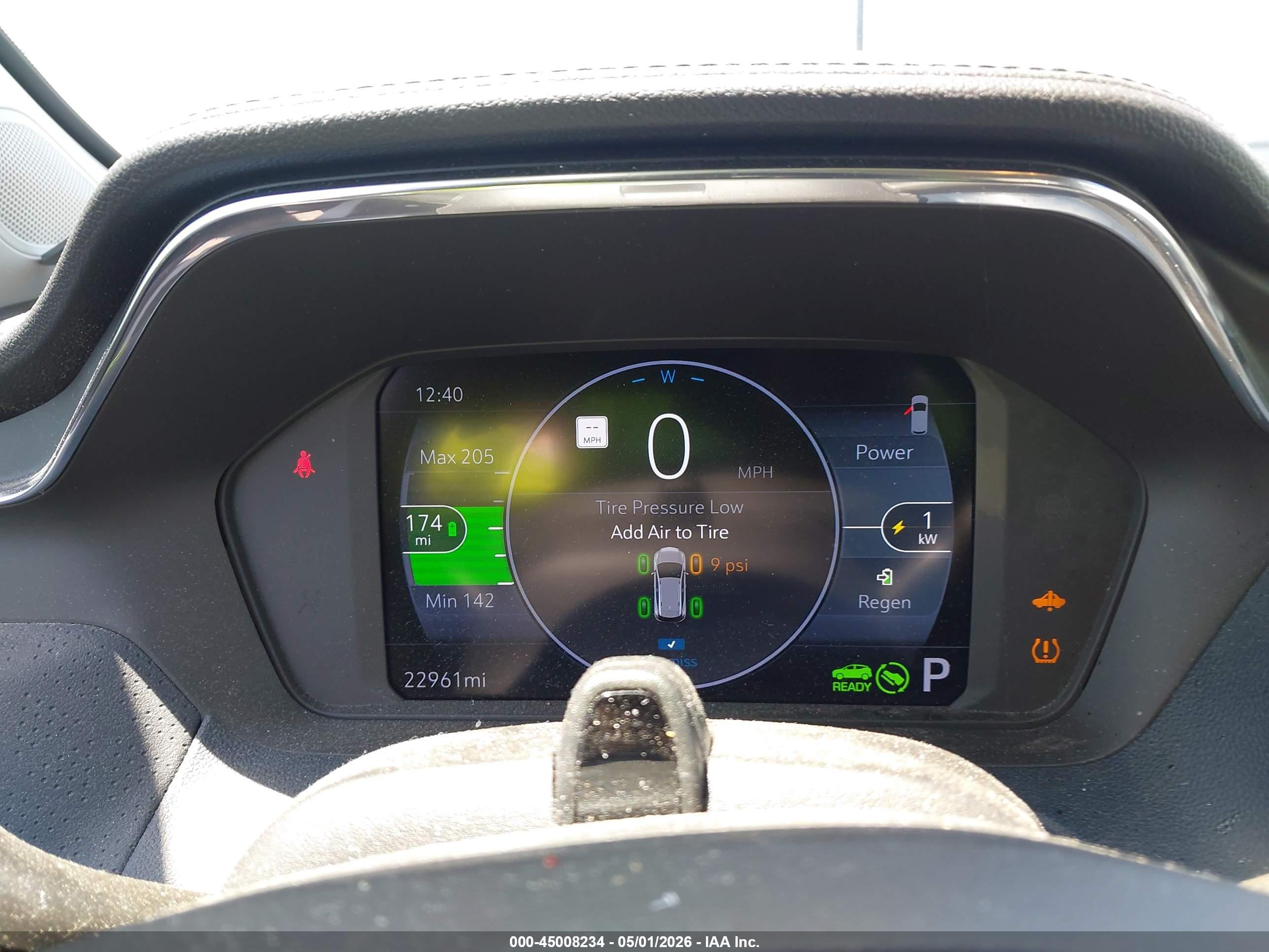 CHEVROLET BOLT image 7
