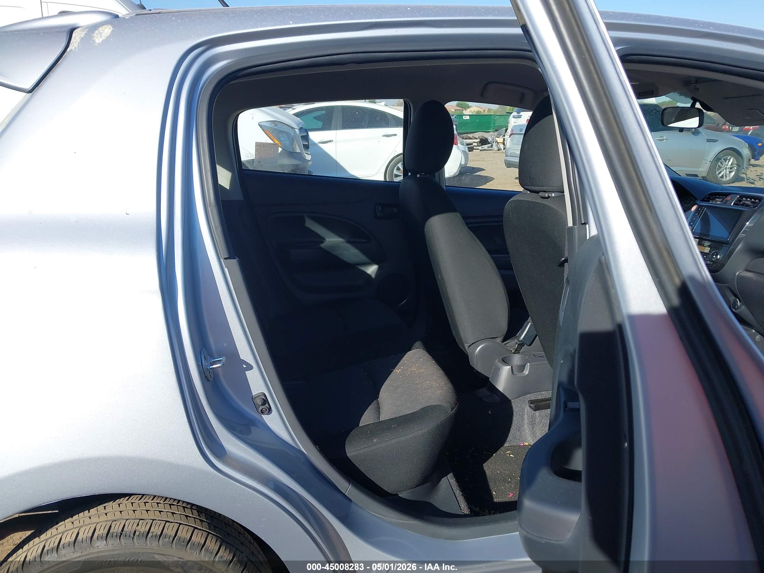 MITSUBISHI MIRAGE image 8