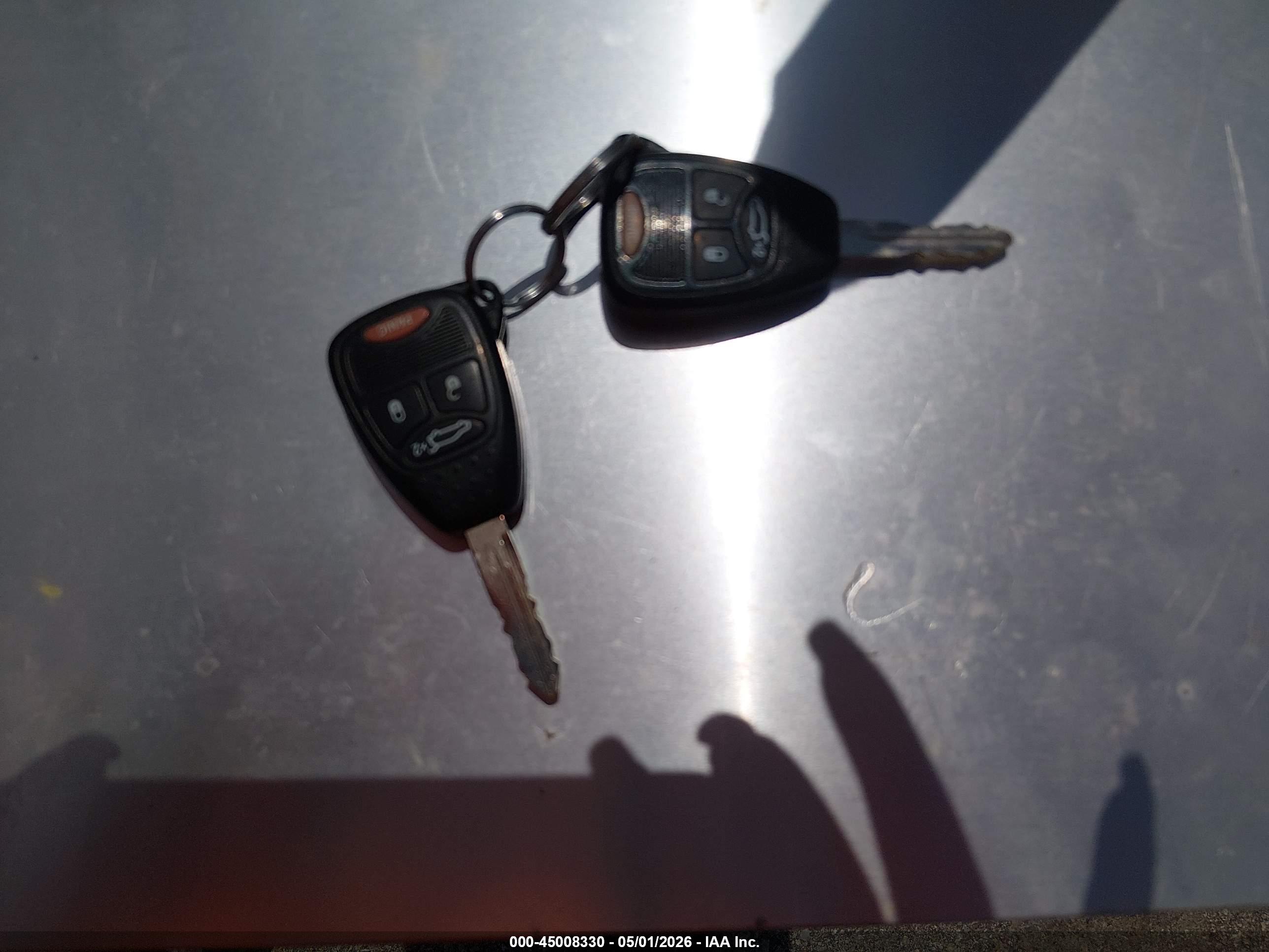 CHRYSLER 200 image 11