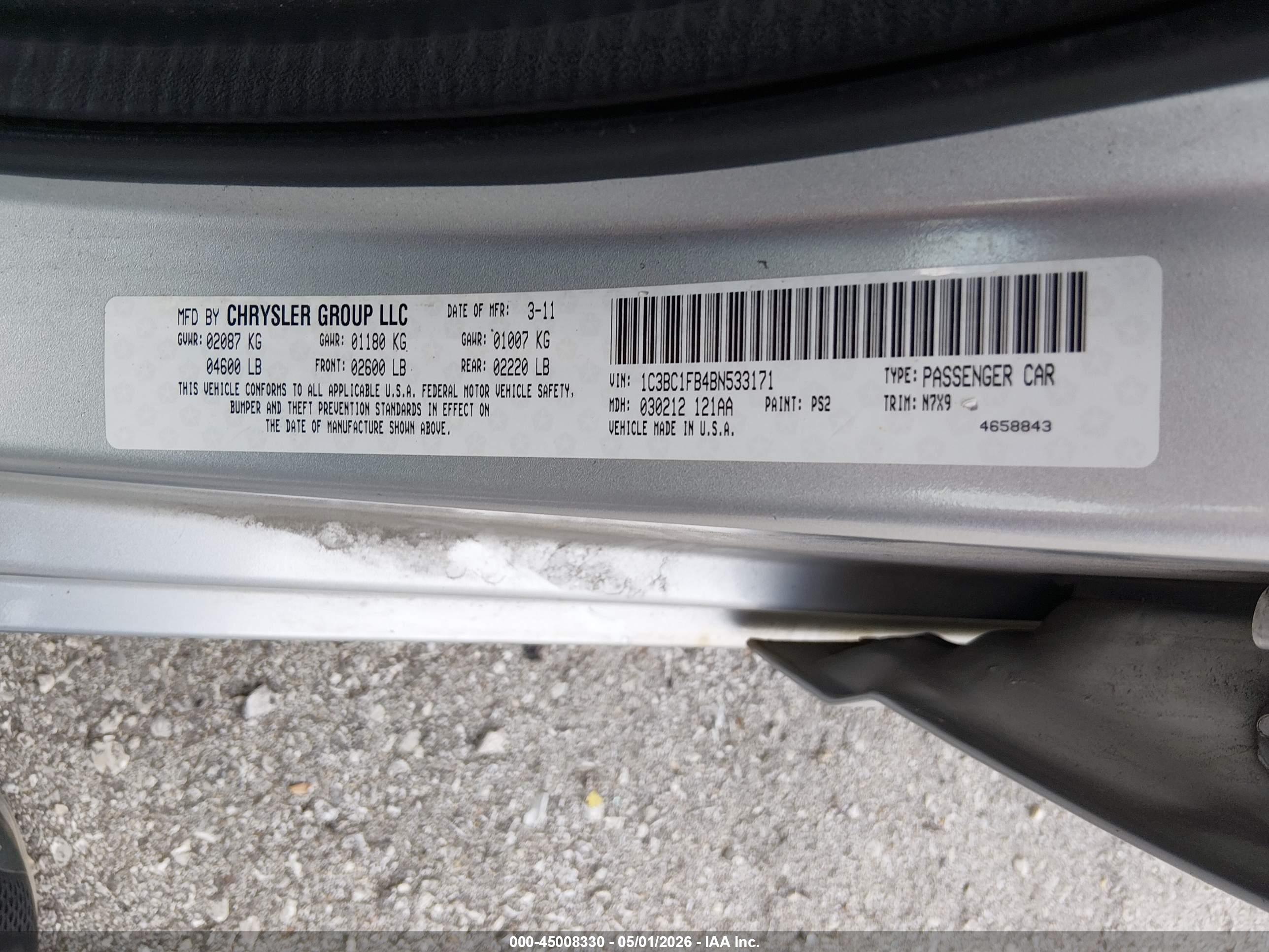 CHRYSLER 200 image 9