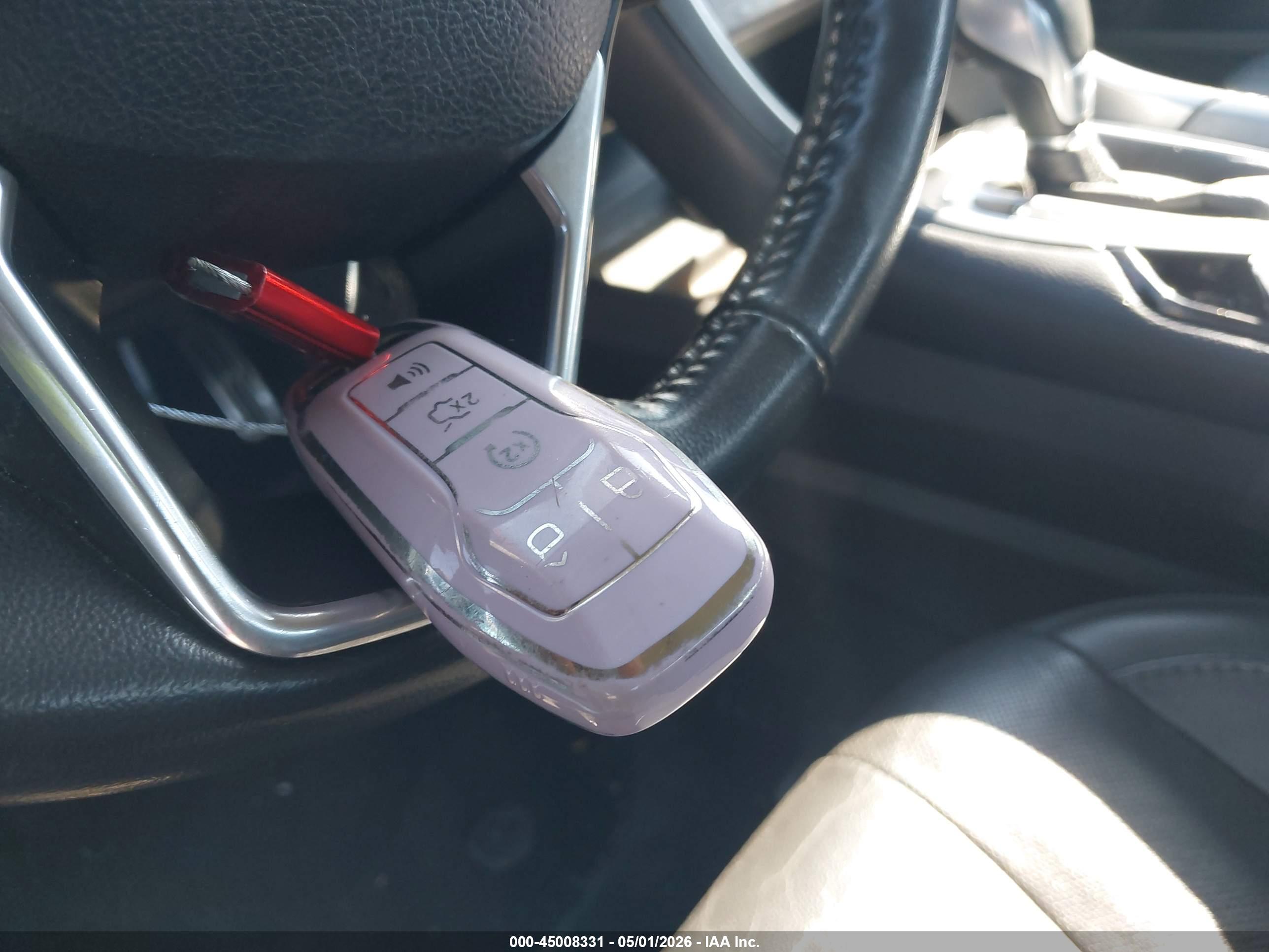 FORD FUSION image 11
