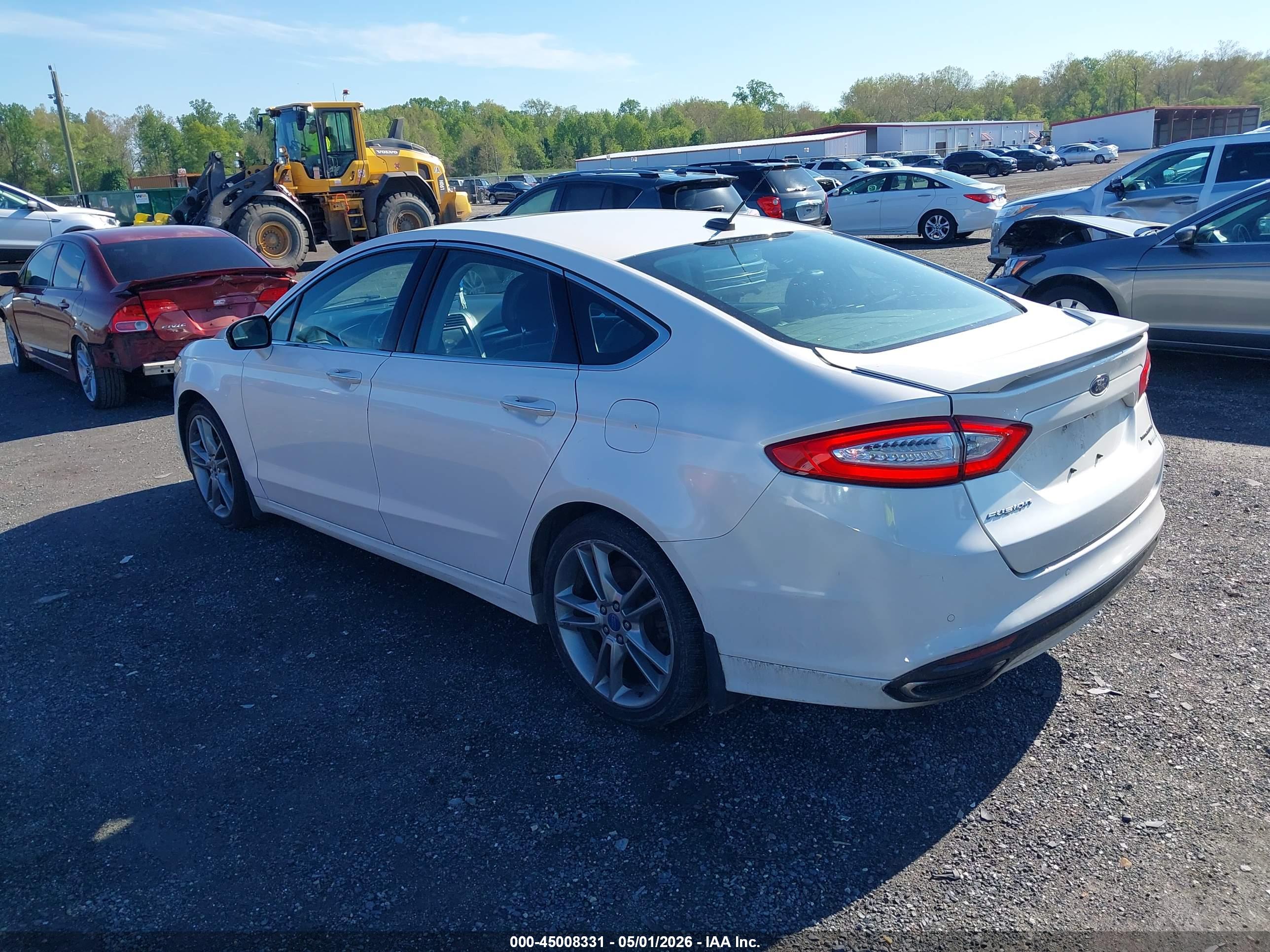 FORD FUSION image 3