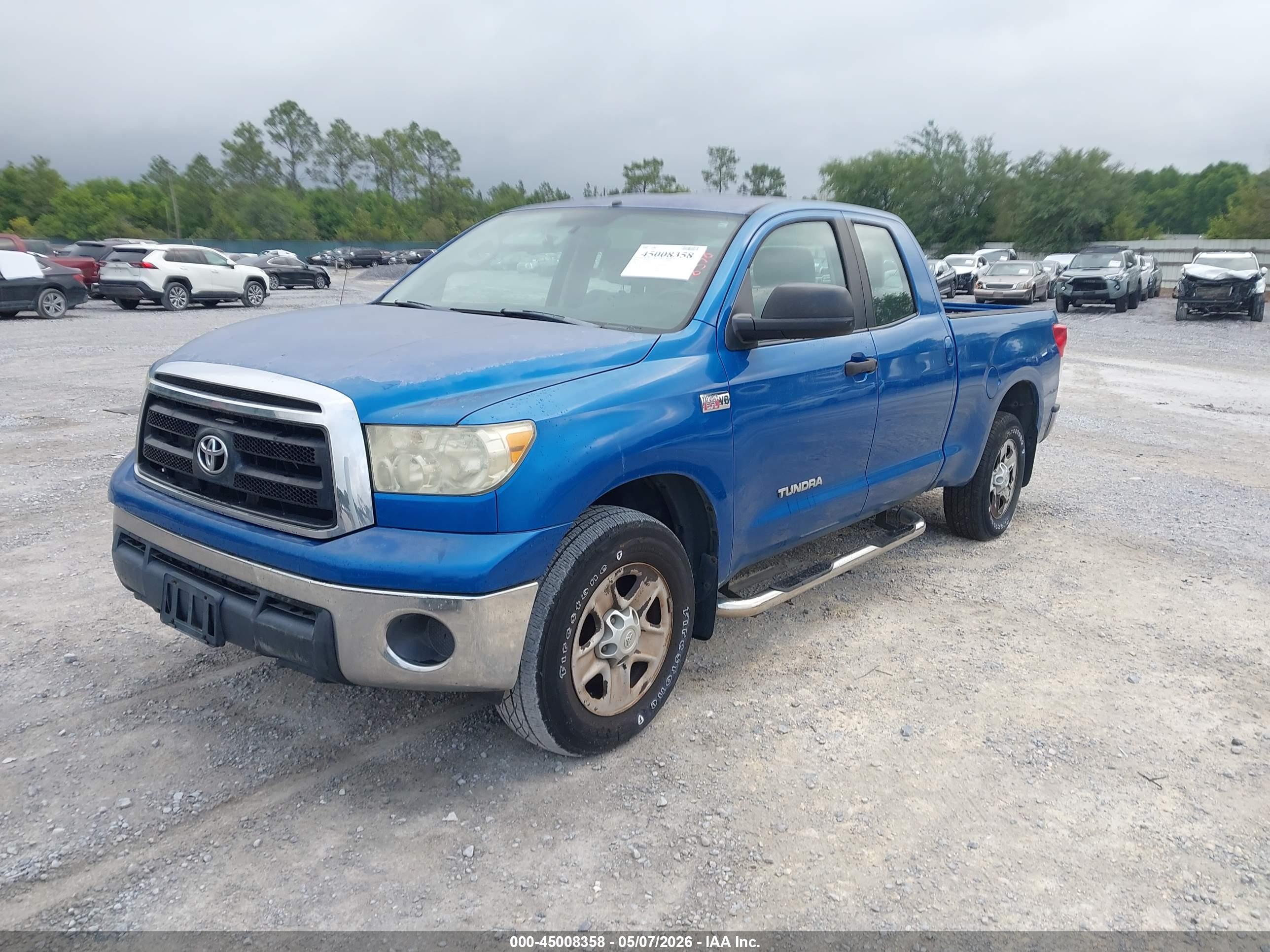 TOYOTA TUNDRA image 2