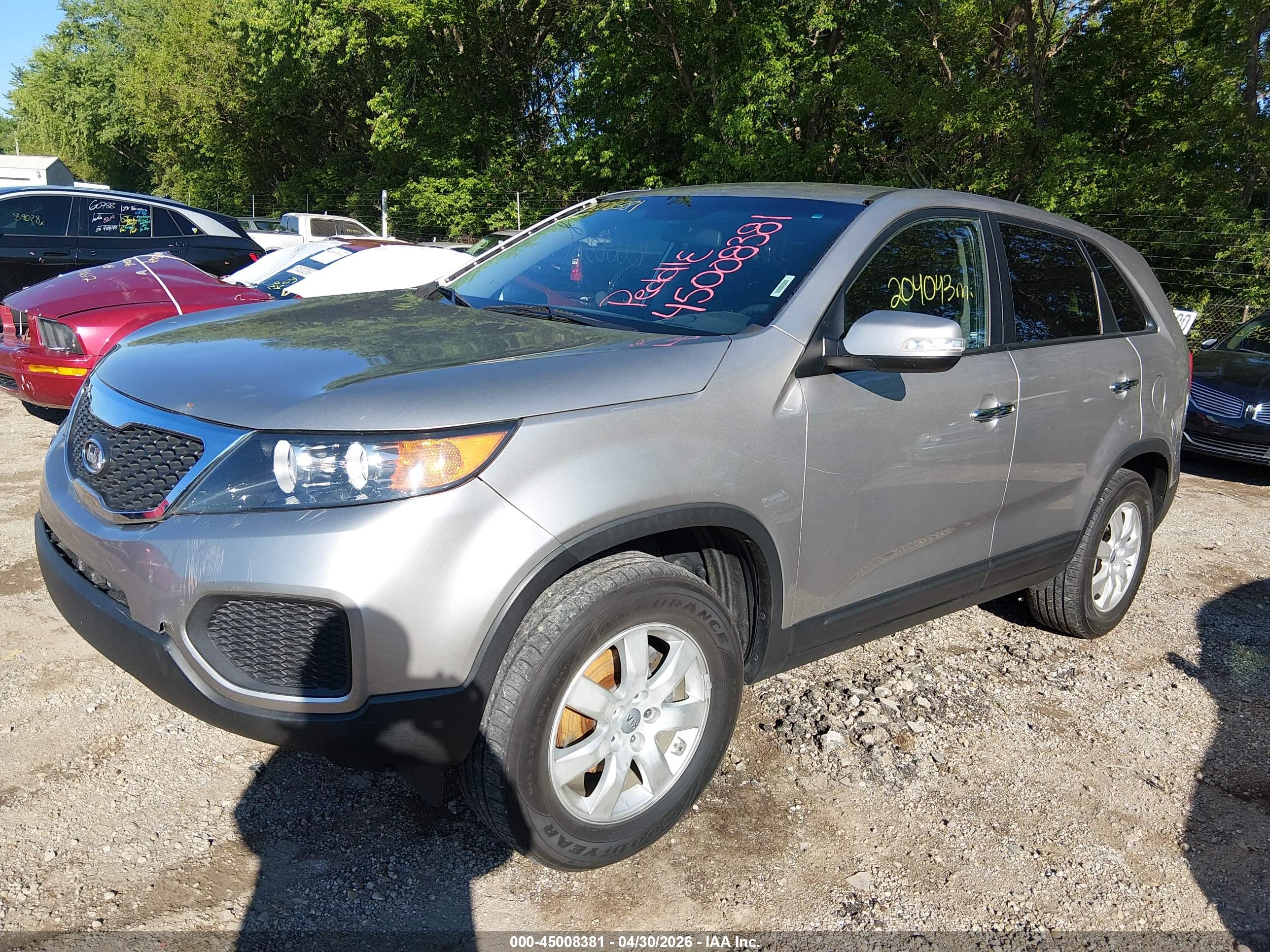 KIA SORENTO image 6