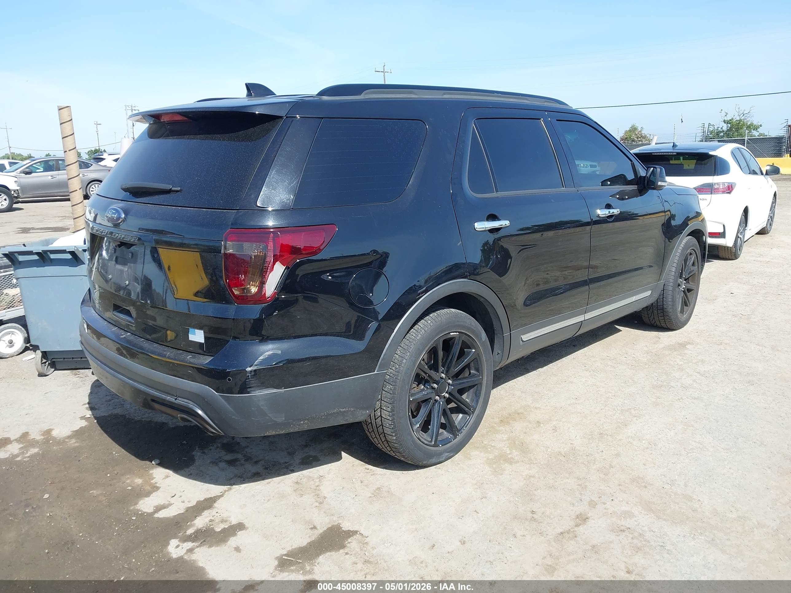 FORD EXPLORER image 4