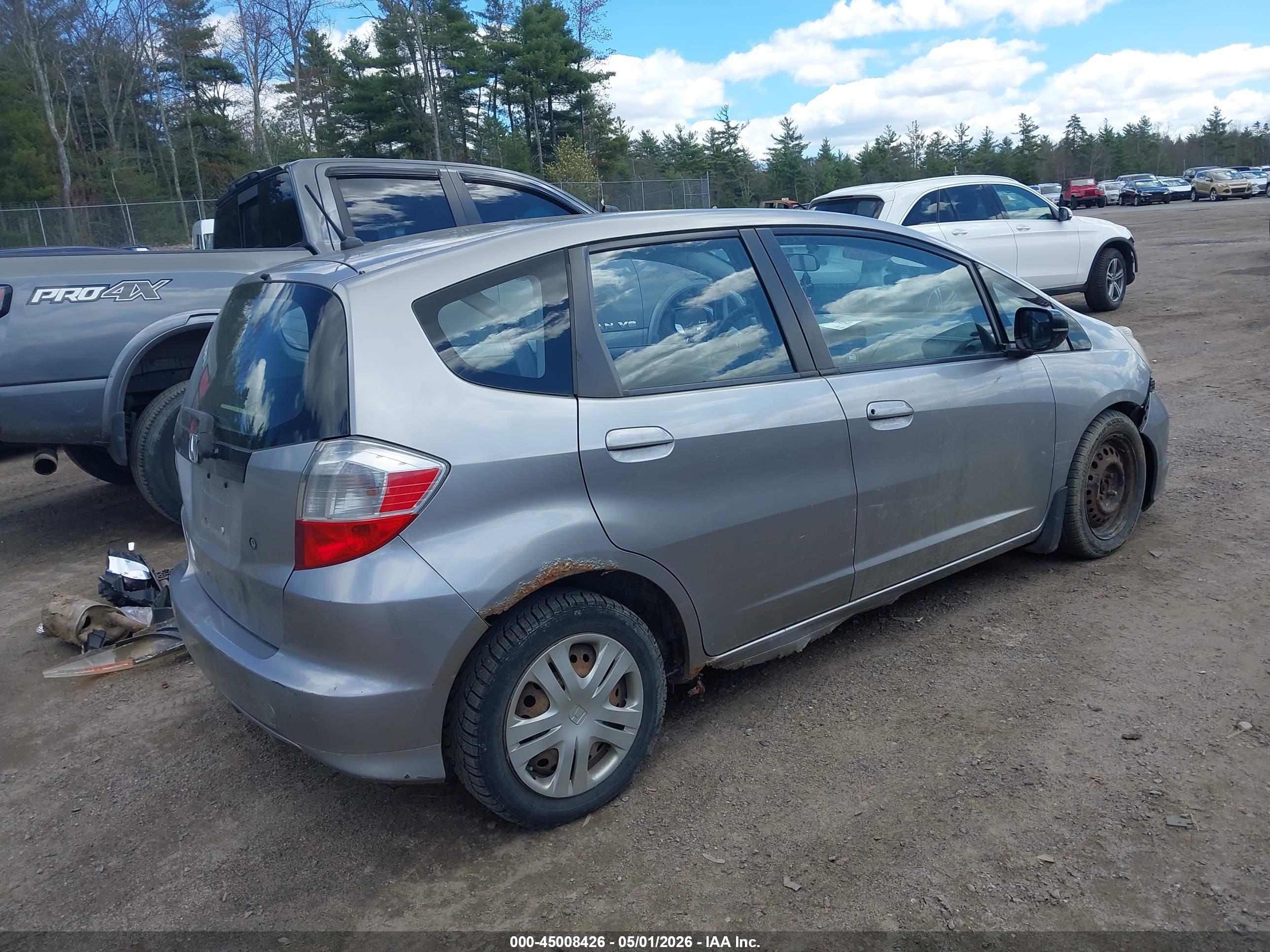 HONDA FIT image 4