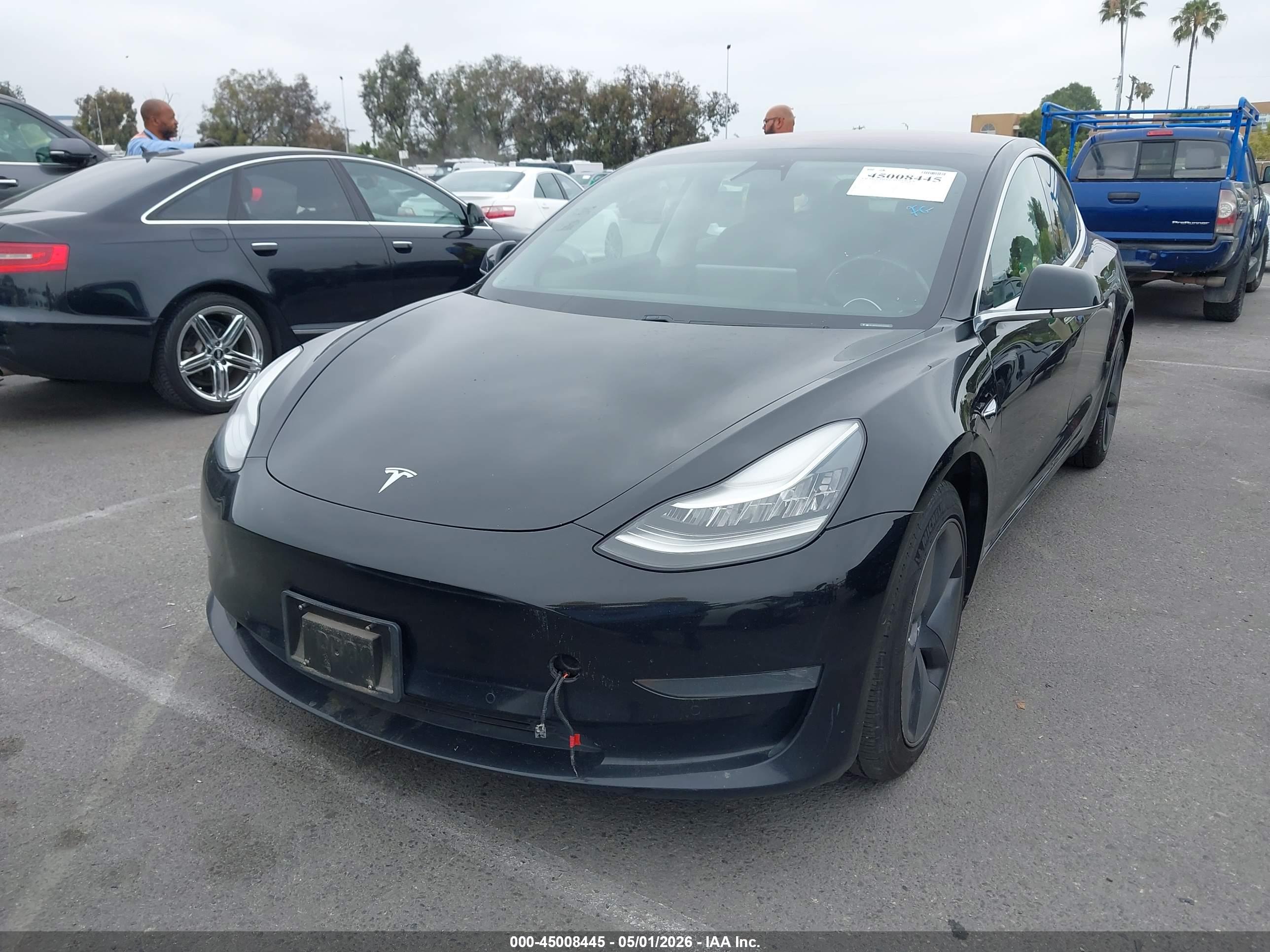 TESLA MODEL image 2