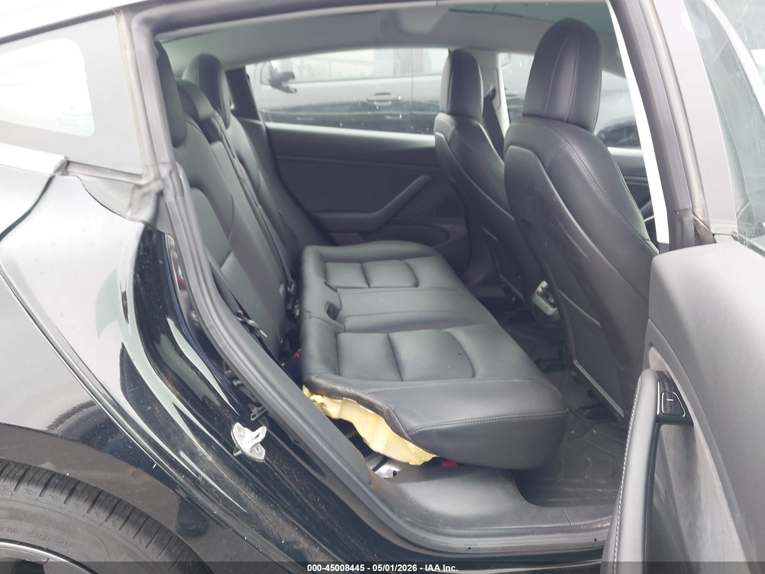 TESLA MODEL image 8