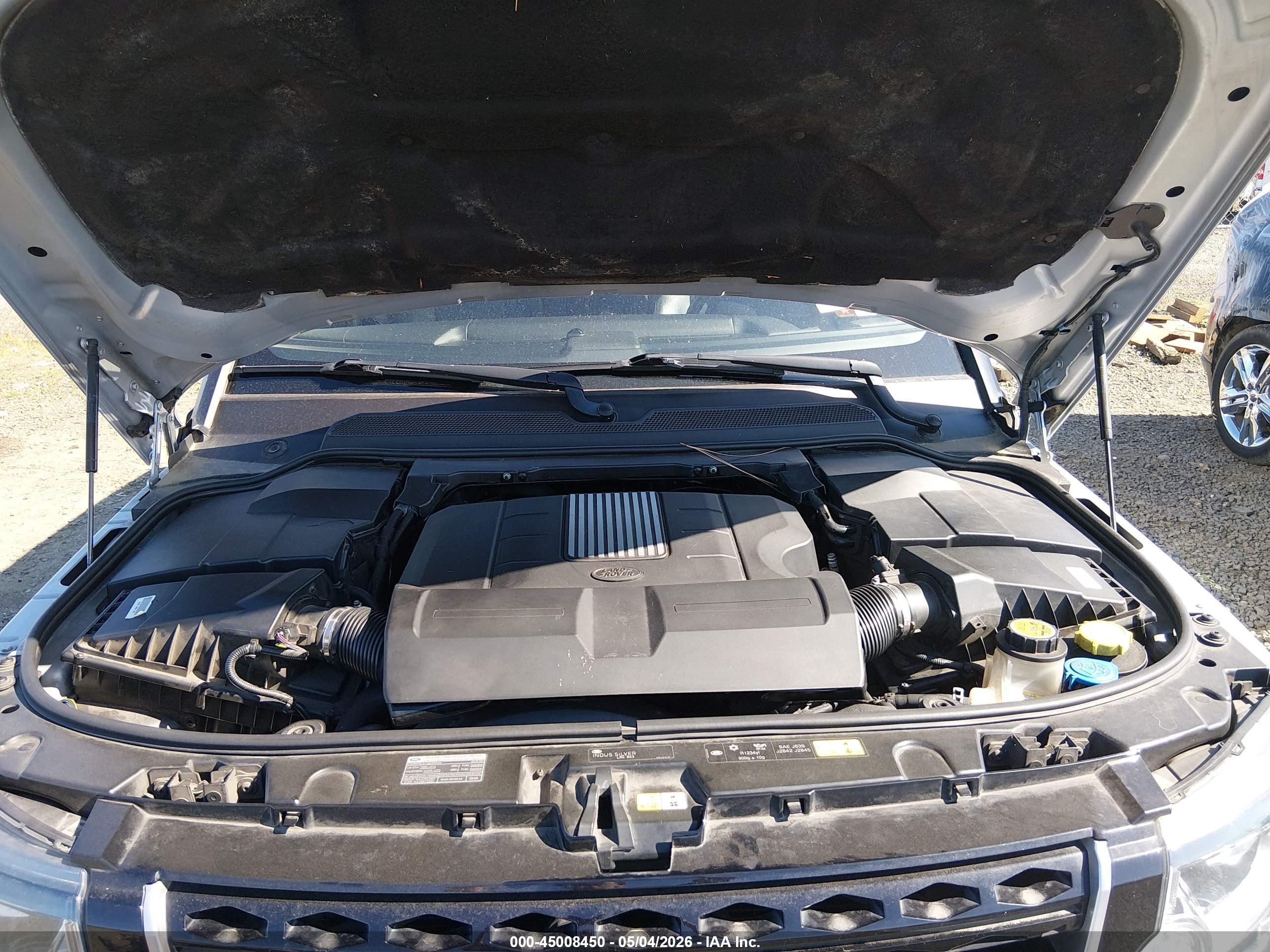 LAND ROVER image 10
