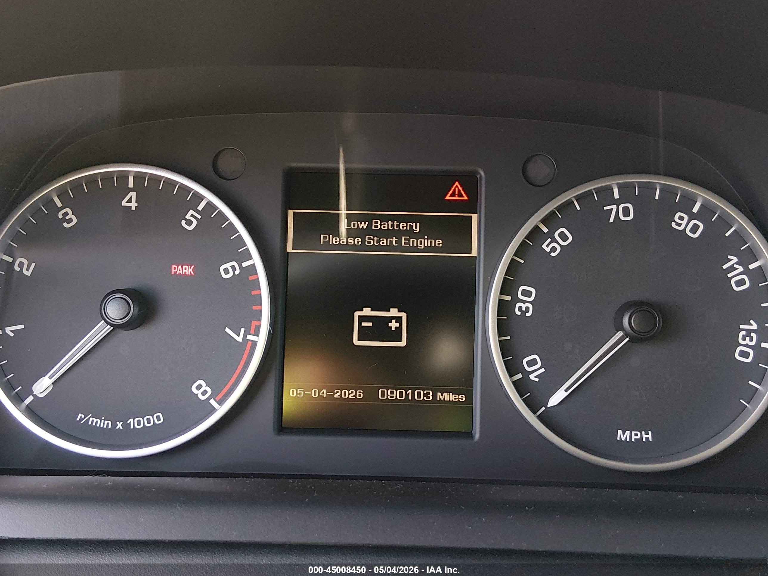 LAND ROVER image 7