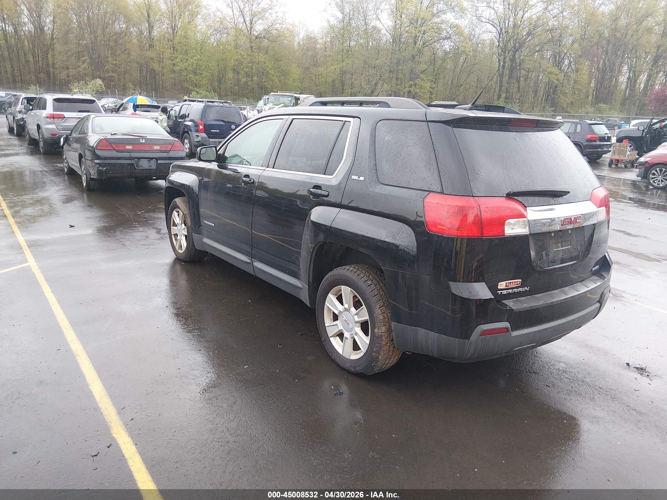 GMC TERRAIN image 3