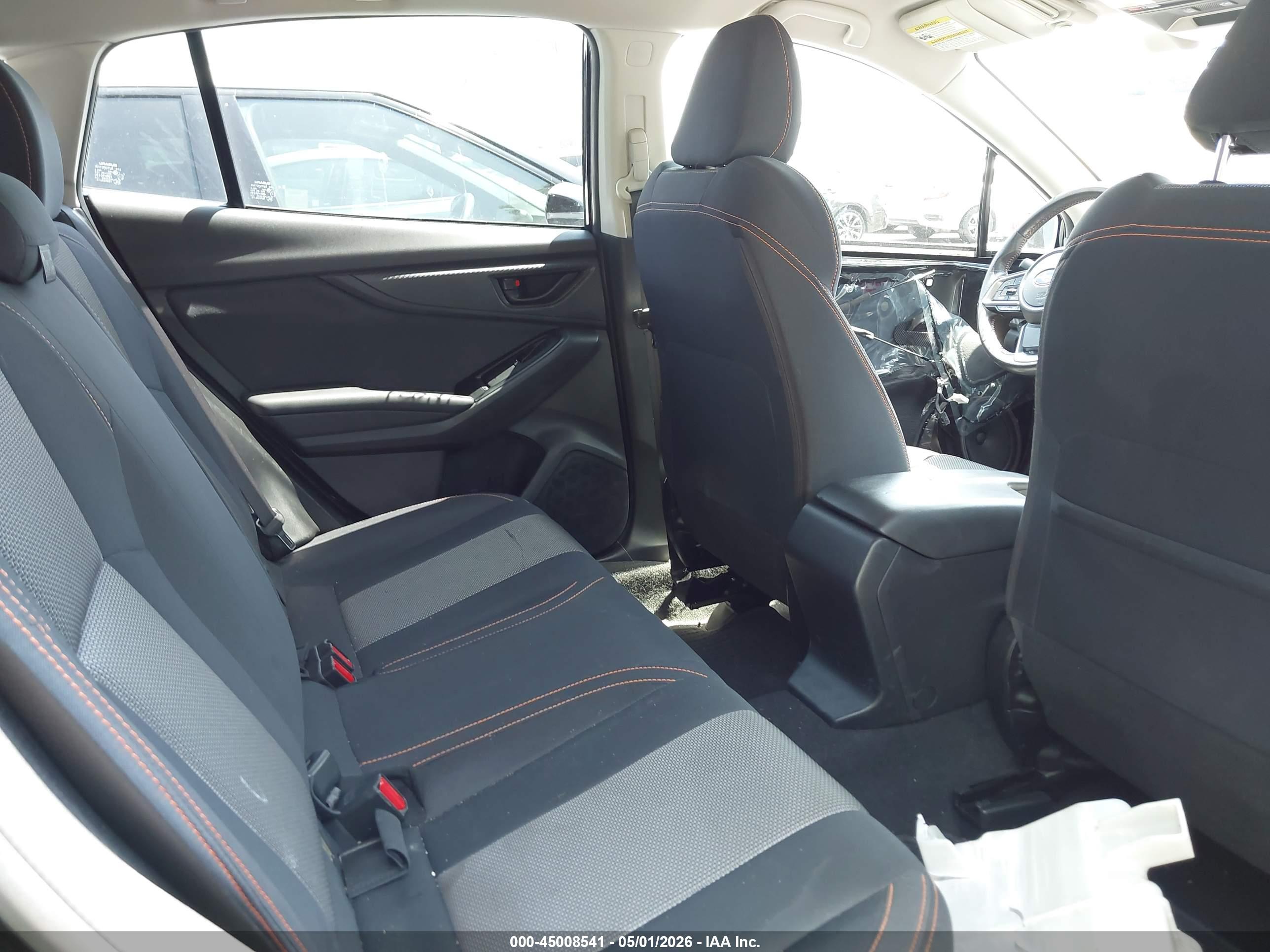 SUBARU CROSSTREK image 8