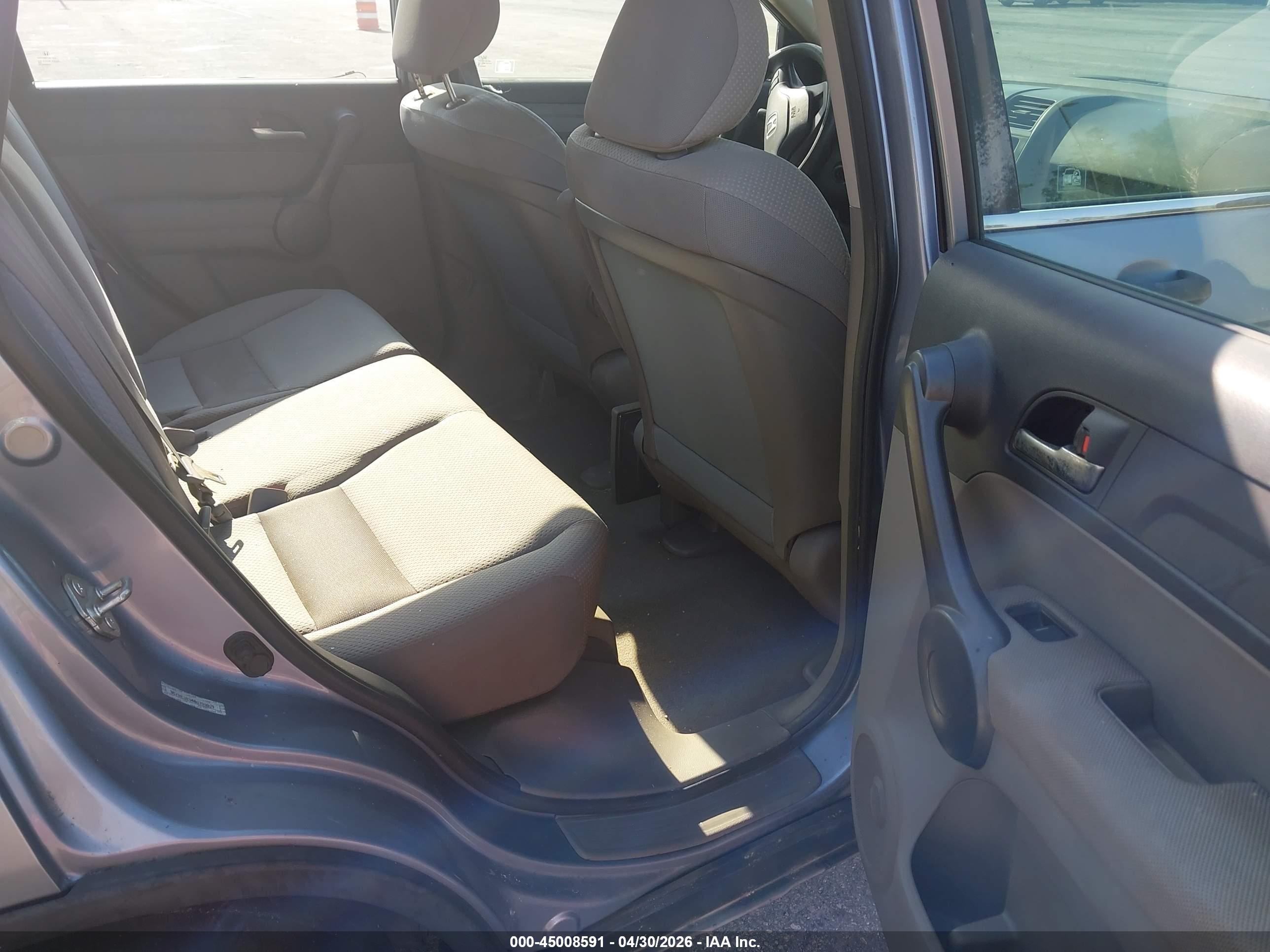 HONDA CR-V image 8