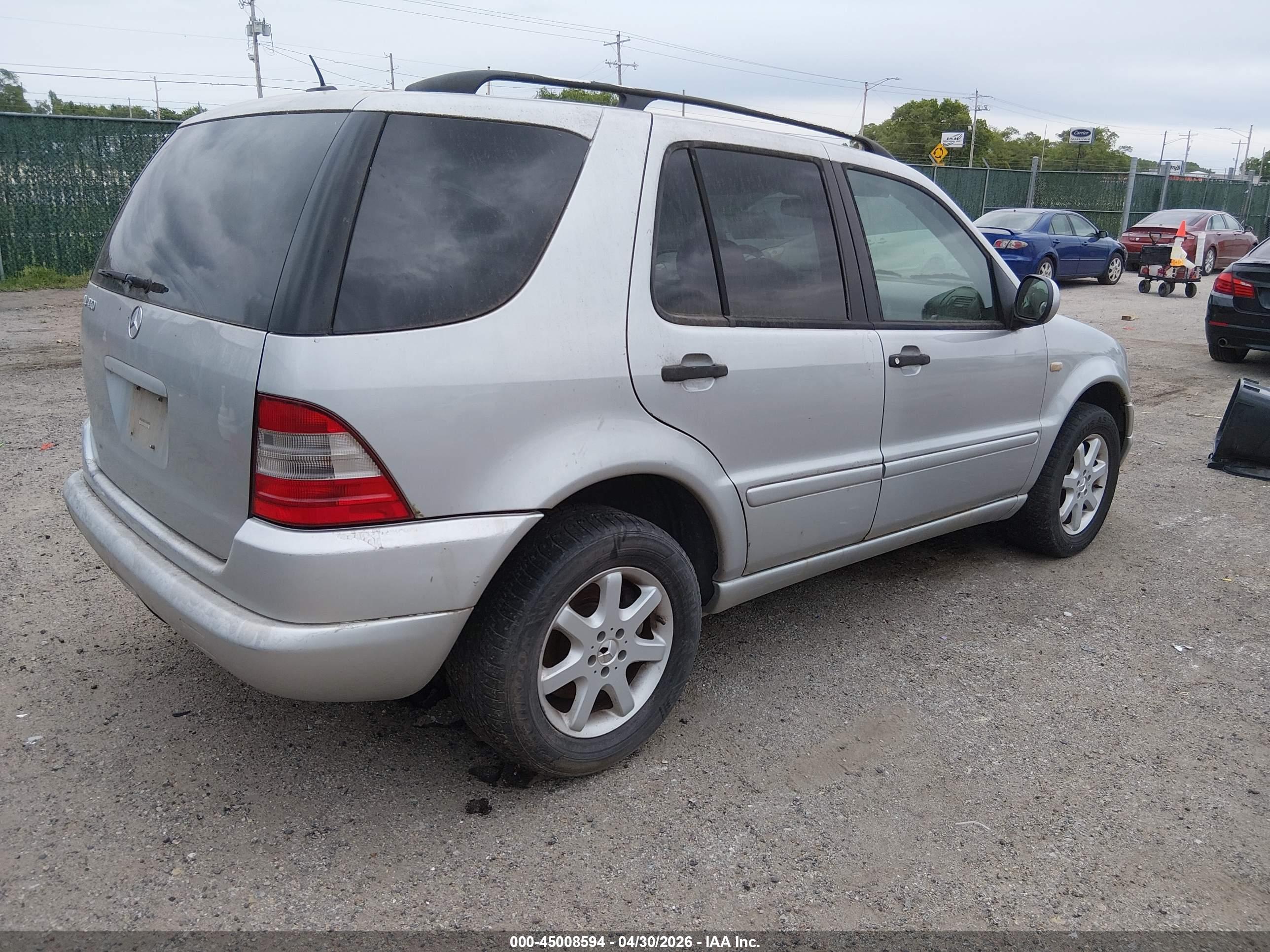 MERCEDES-BENZ ML image 4