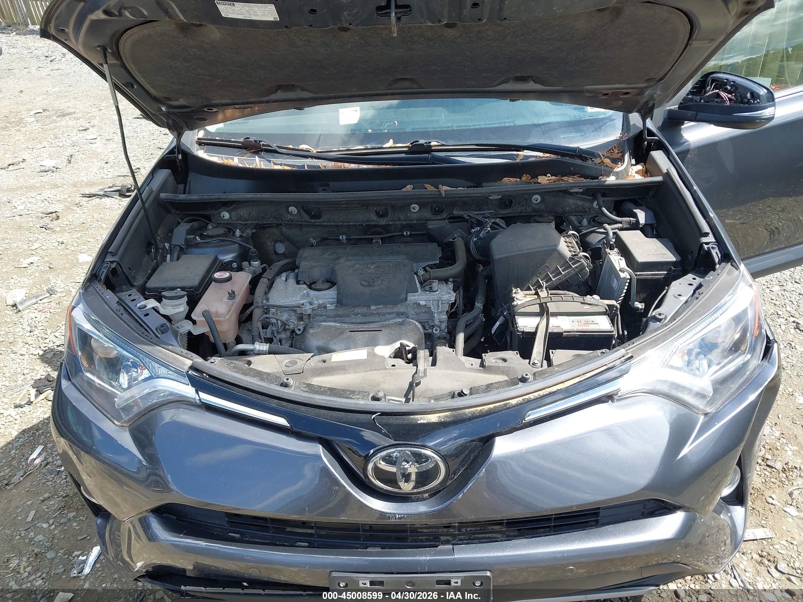 TOYOTA RAV4 image 10