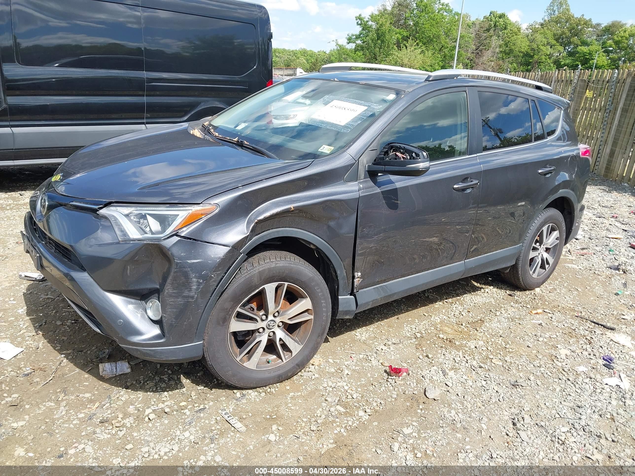 TOYOTA RAV4 image 2