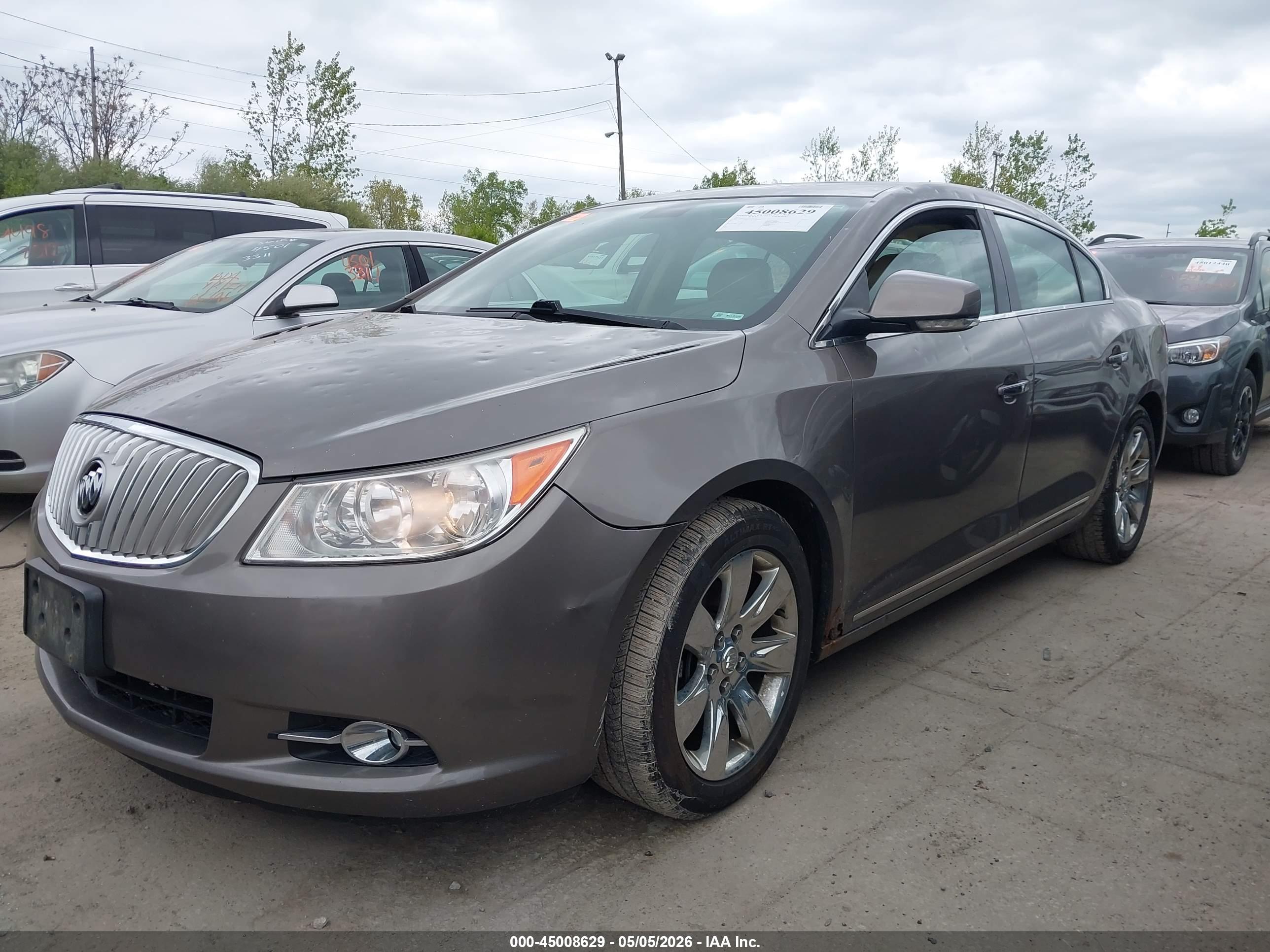 BUICK LACROSSE image 2