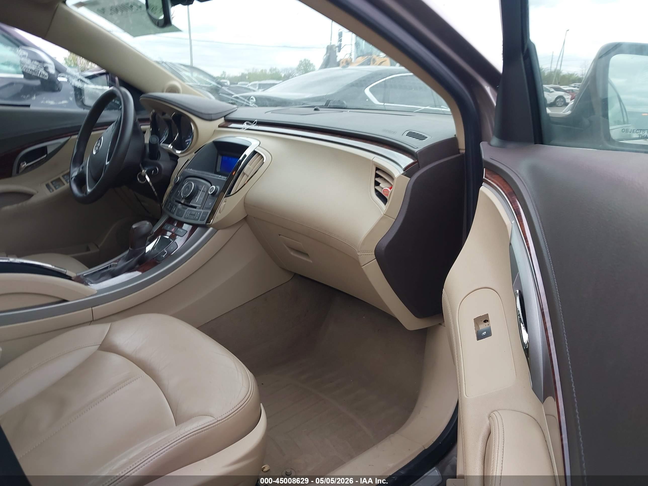 BUICK LACROSSE image 5