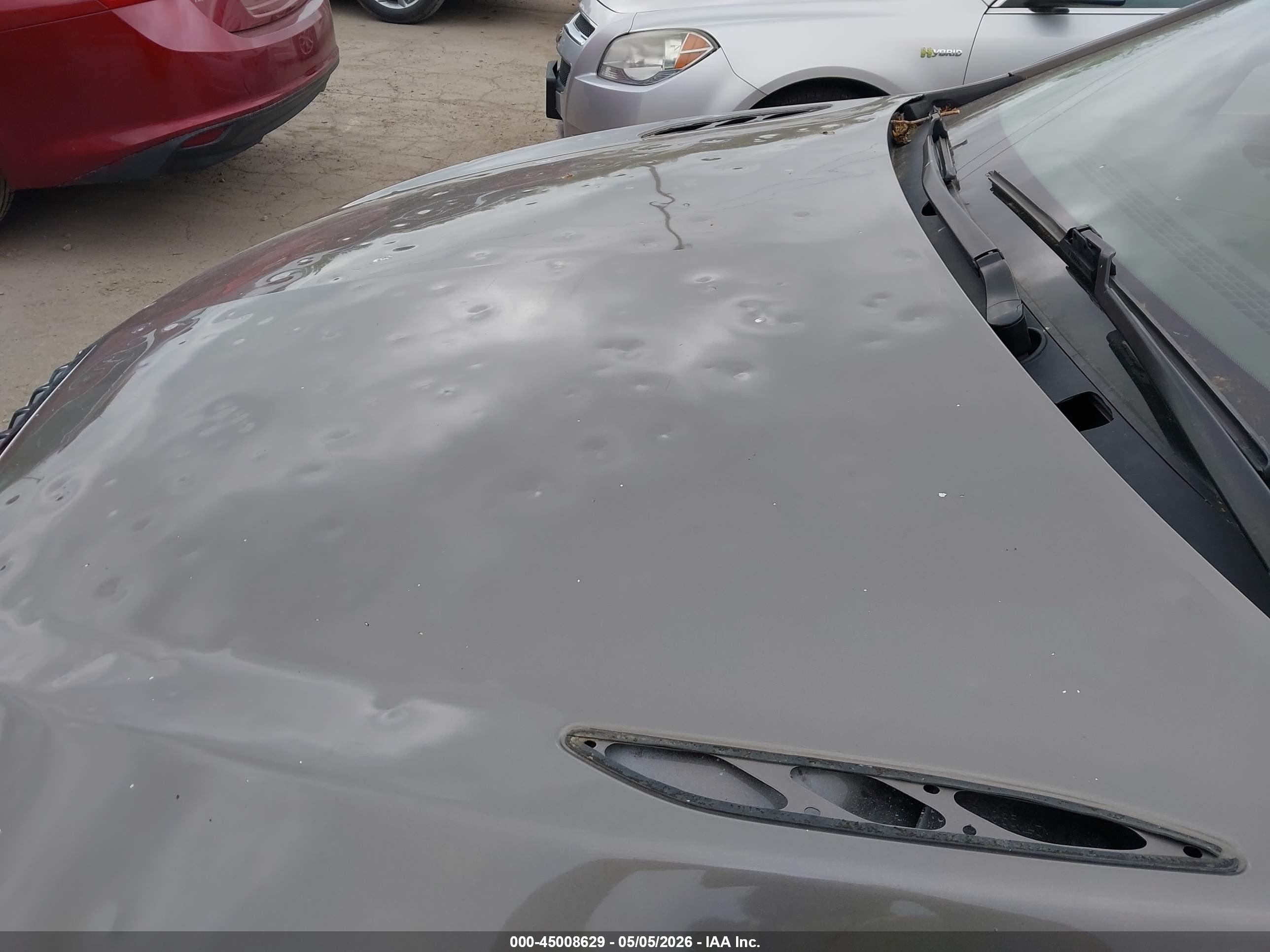BUICK LACROSSE image 6