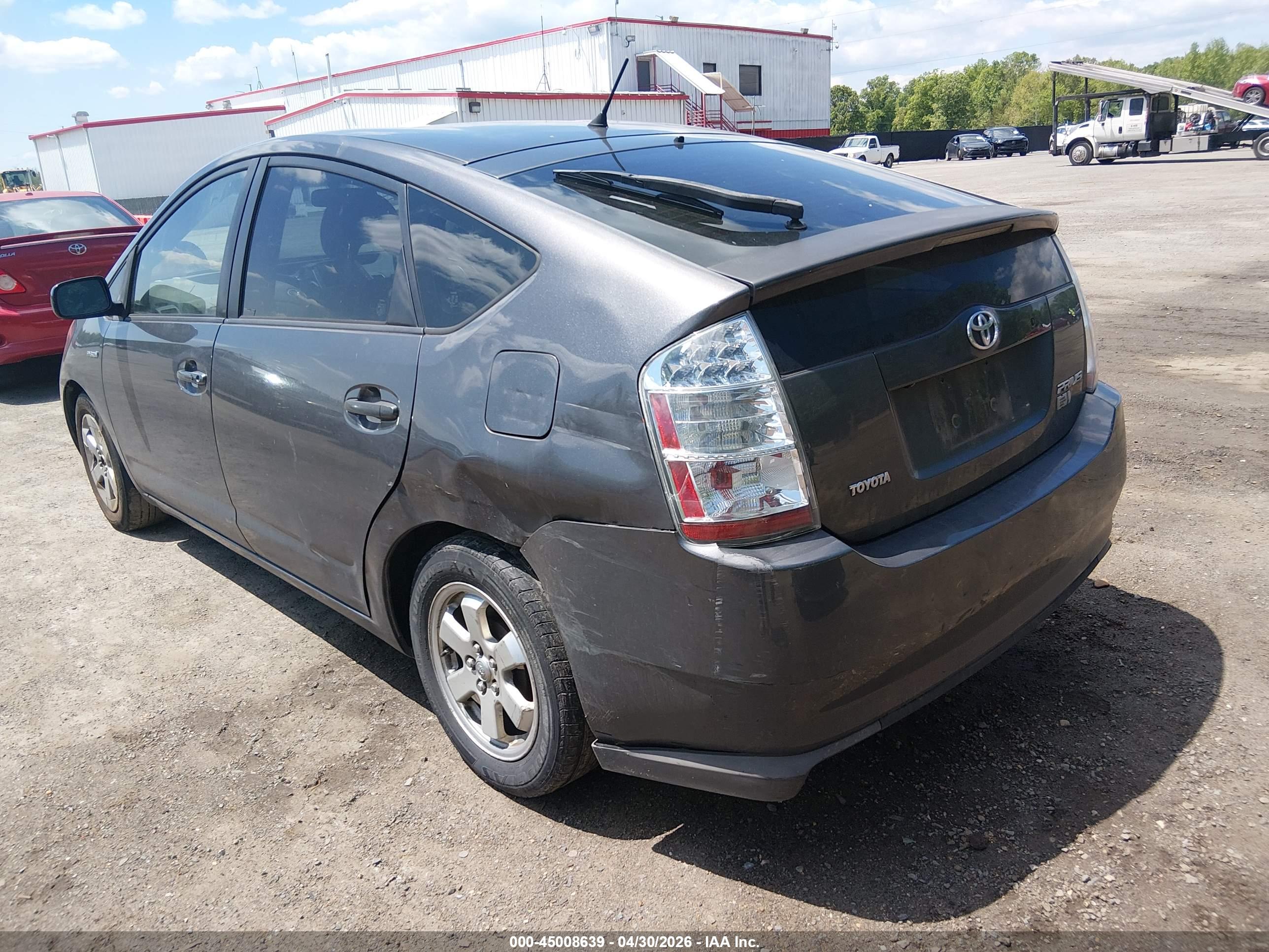 TOYOTA PRIUS image 3