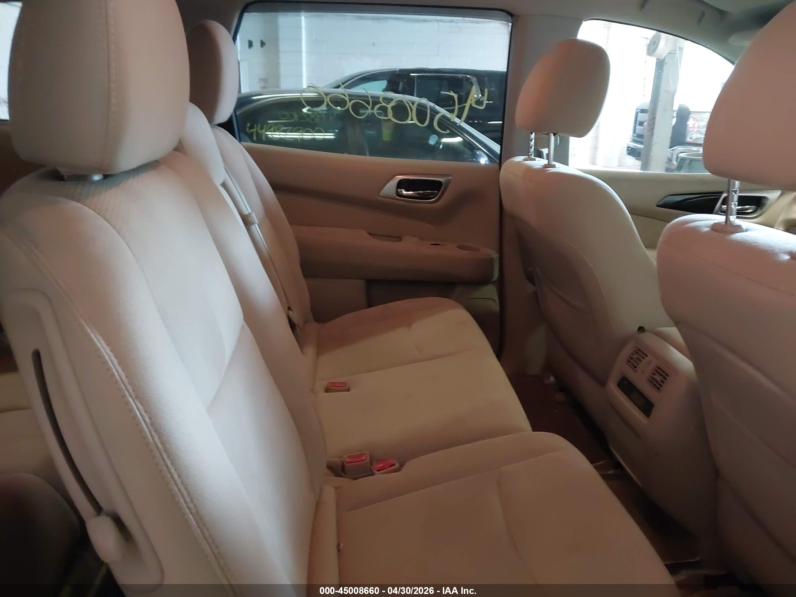 NISSAN PATHFINDER image 8