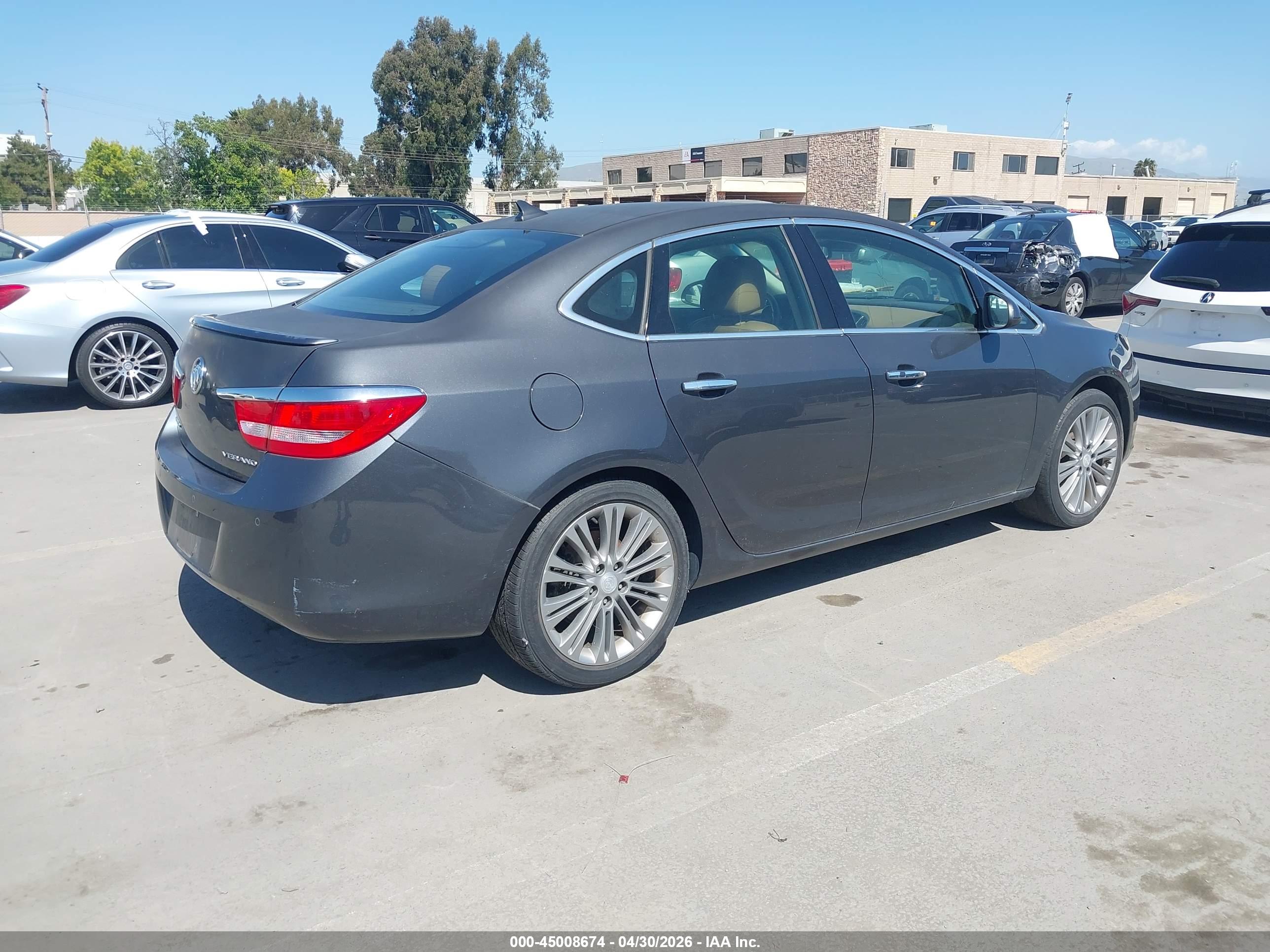 BUICK VERANO image 4