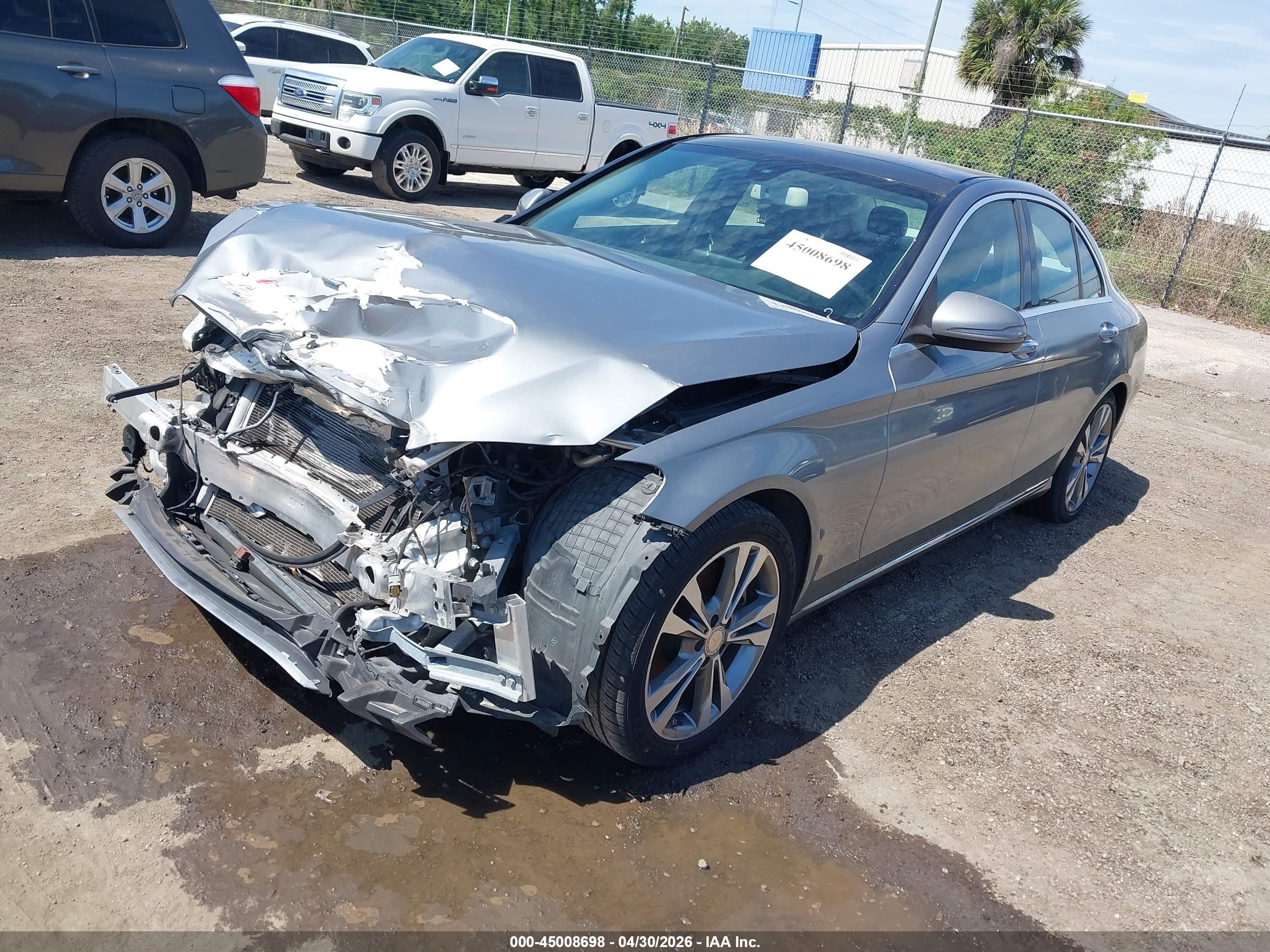MERCEDES-BENZ C image 2