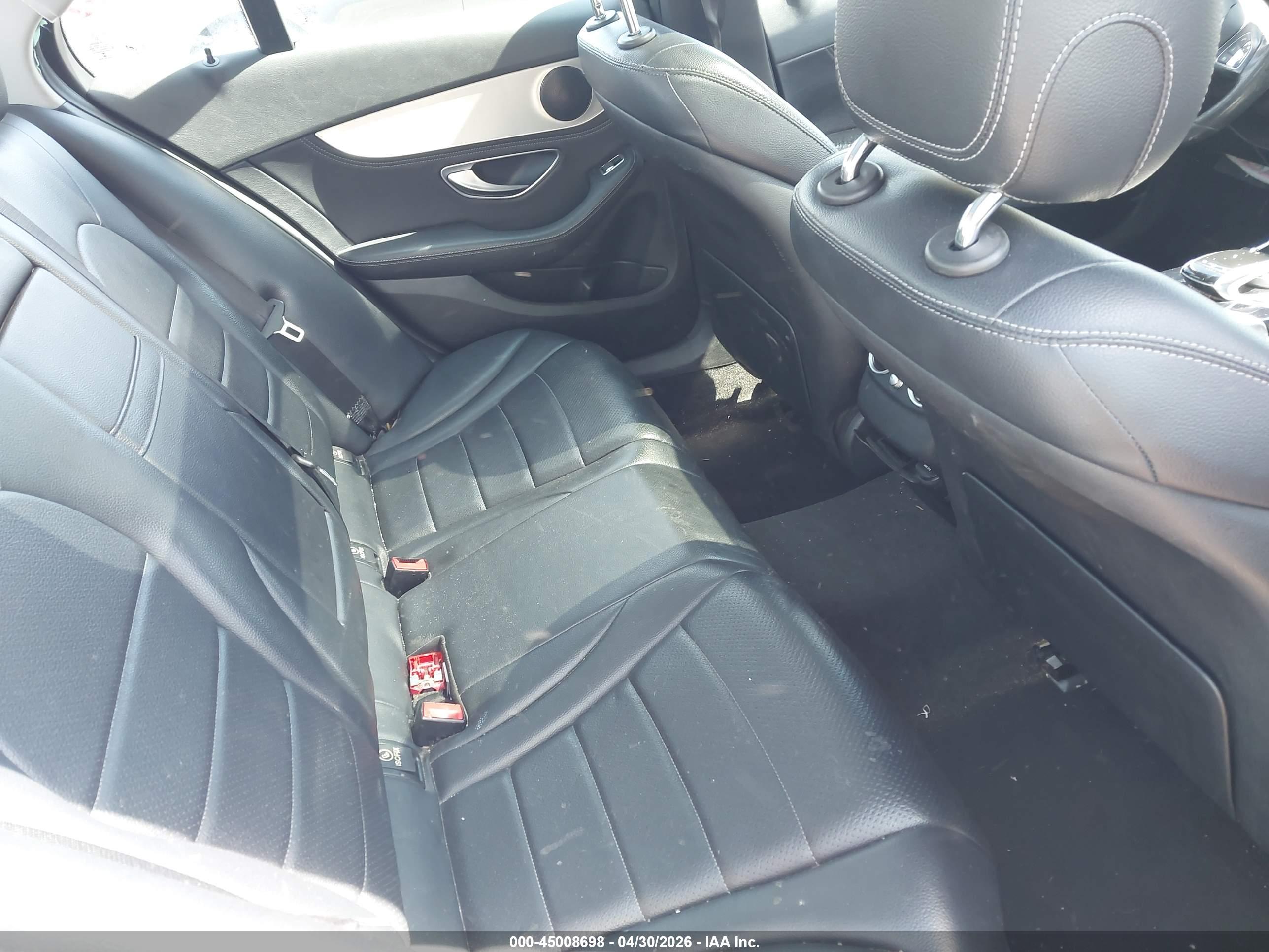 MERCEDES-BENZ C image 8