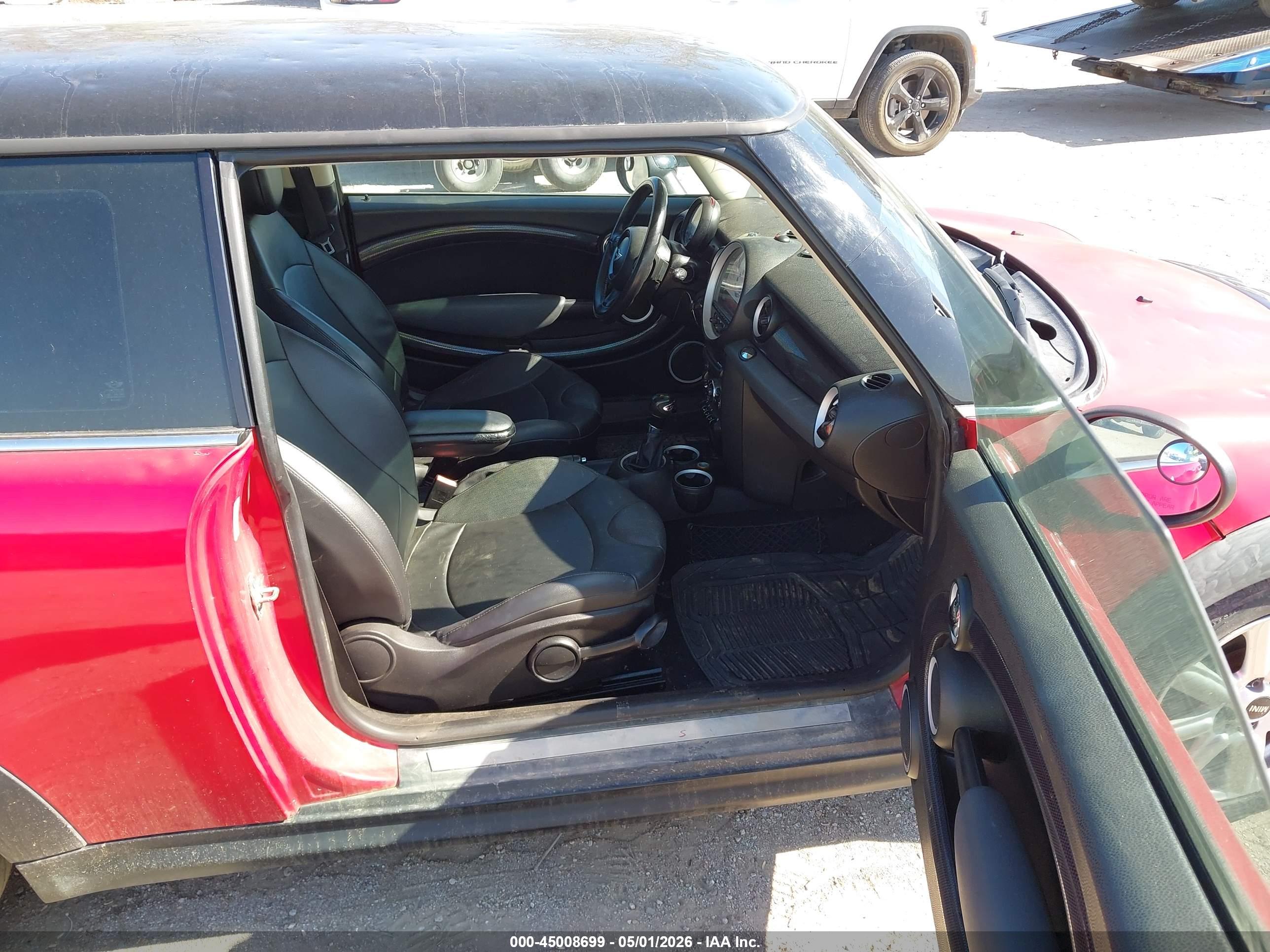 MINI COOPER image 5