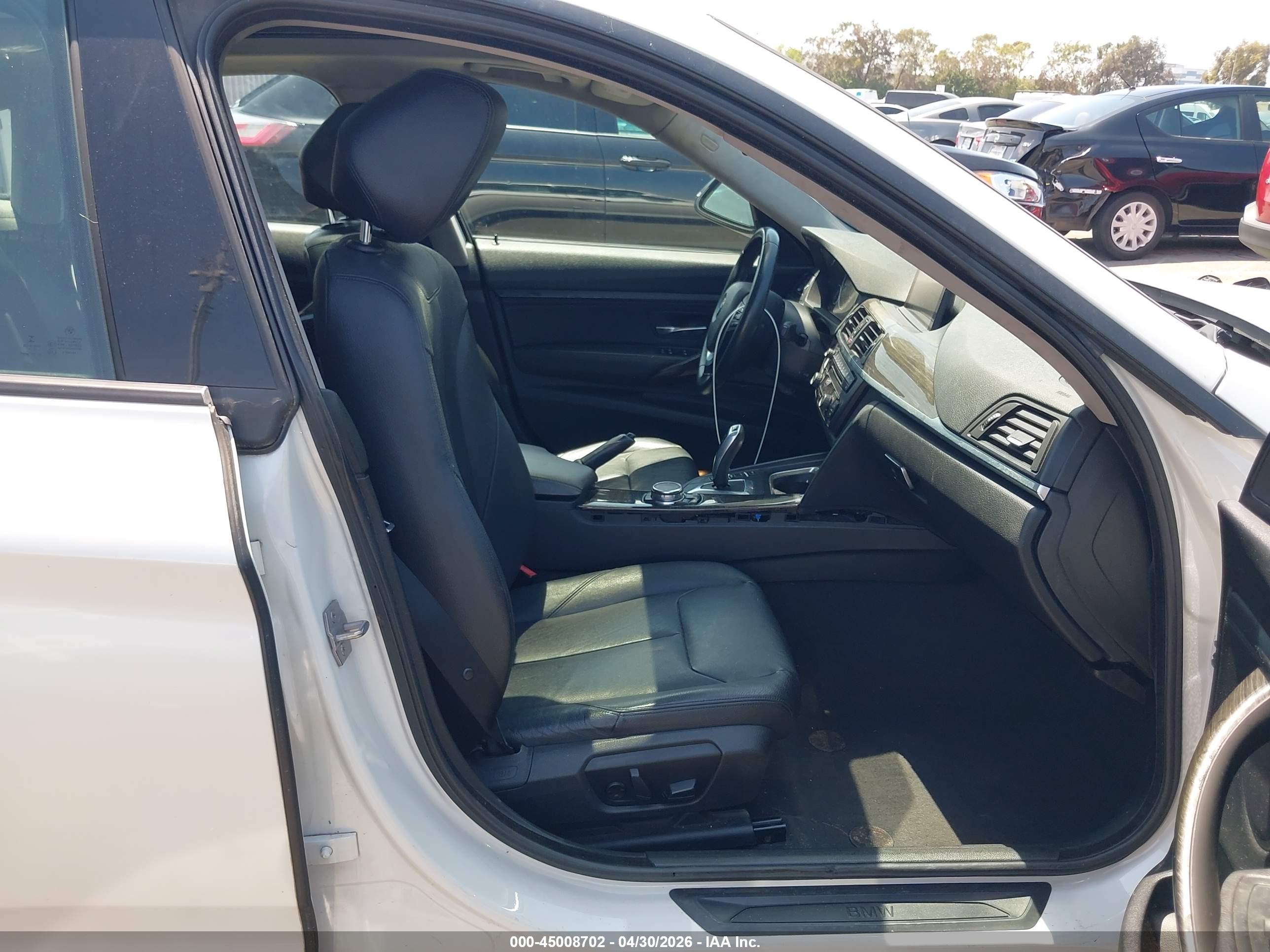 BMW 328I image 5